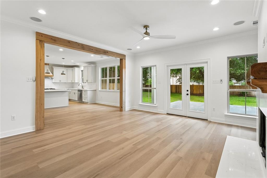 Photo 3 of Single family home for sale at 300 Pl Saint Julien, Covington, LA 70433 | MLS# 2569082 | Listing updated on 2026-10-06
