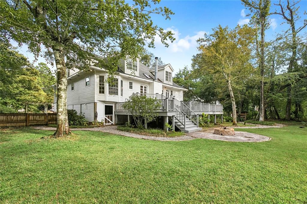 Photo 2 of Single family home for sale at 218 Scotchpine Dr, Mandeville, LA 70471 | MLS# 2568774 | Listing updated on 2026-10-10