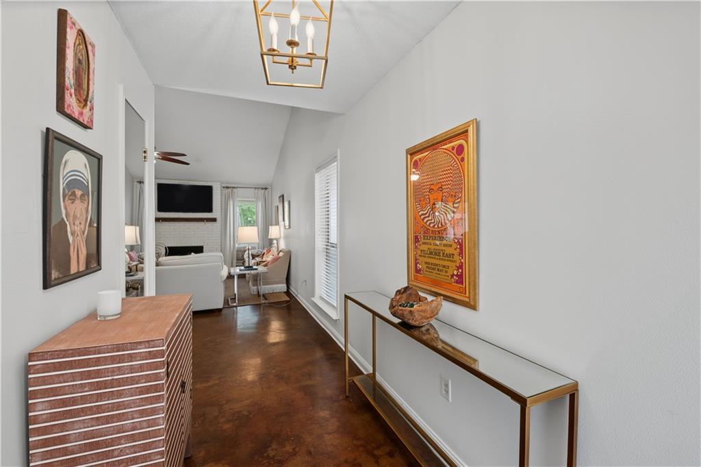 5th image of 104 W Brighton Ct, Mandeville, LA 70471