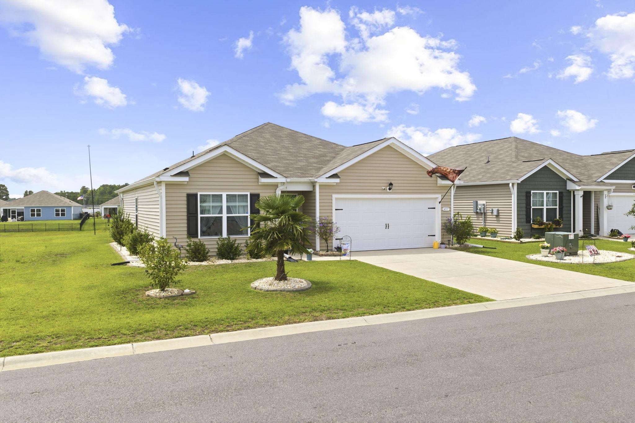 657 Woodland Farms Circle Aynor, SC 29511