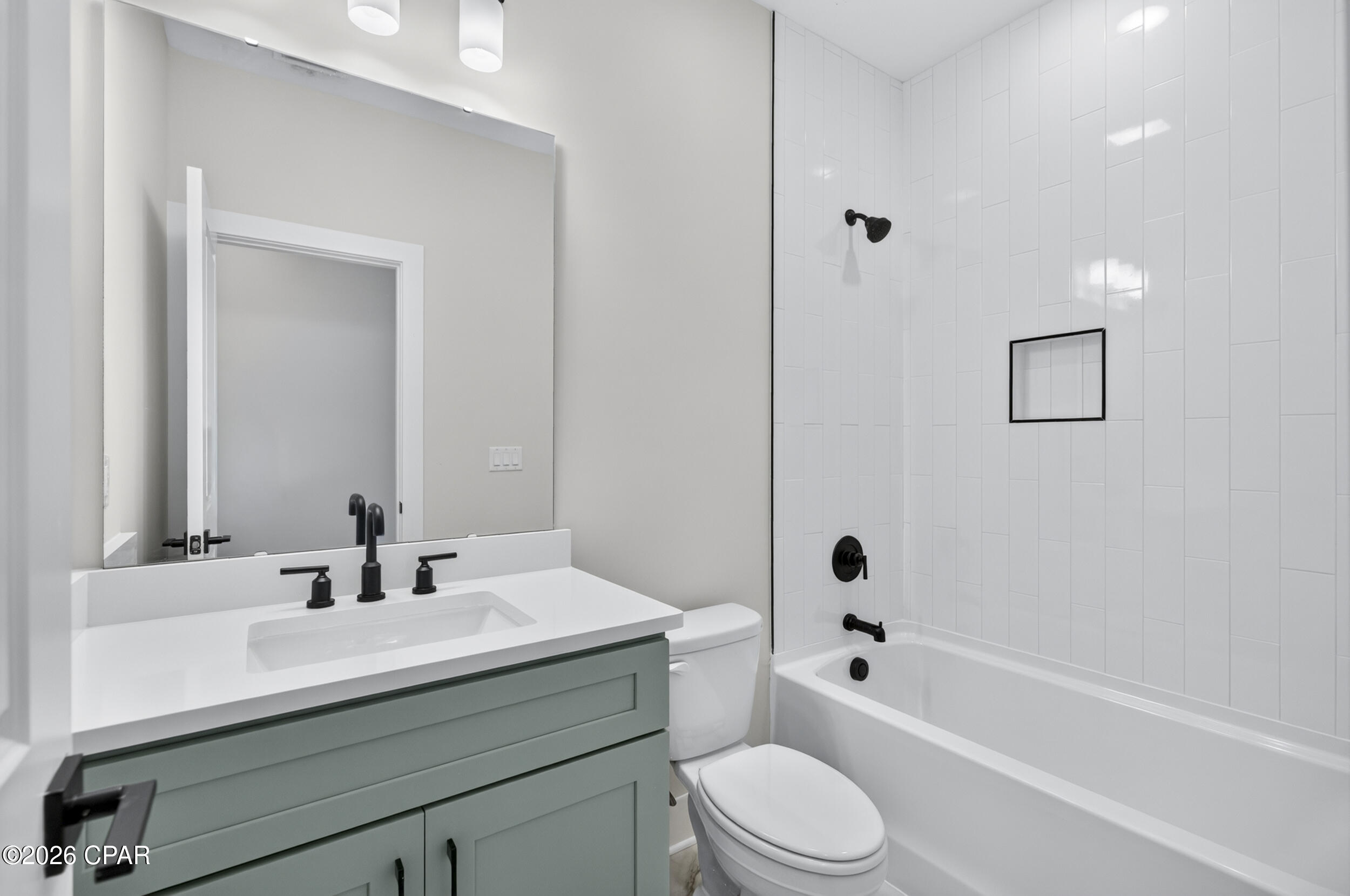 5233 Thomas Drive, Panama City Beach, FL 32408 thumbnail, photo 26 of 49