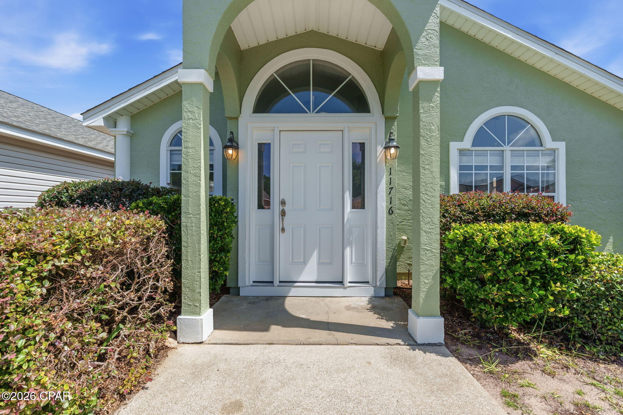 11716 Sand Castle Lane, Panama City Beach, FL 32407 thumbnail, photo 5 of 48