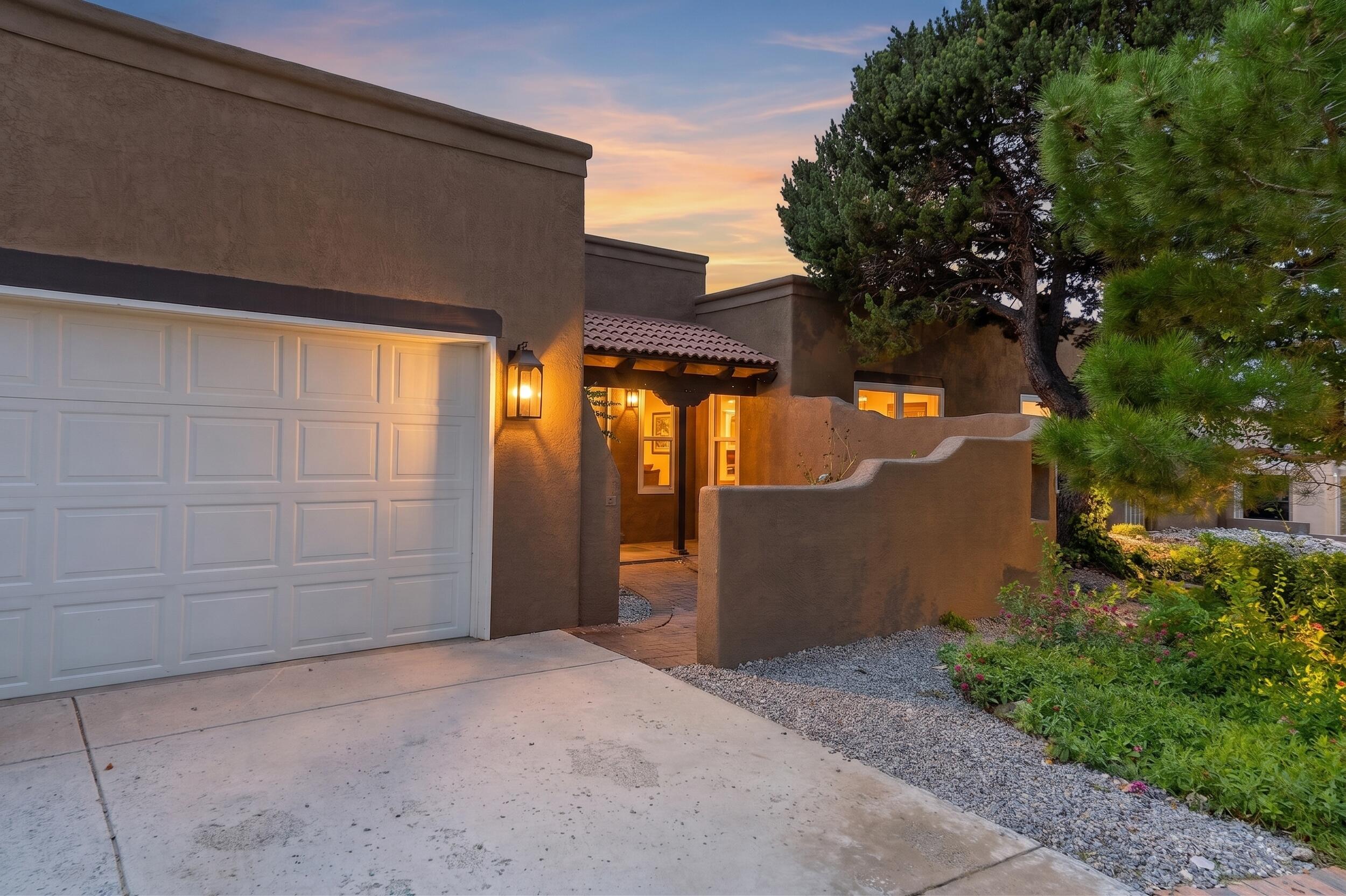 13012 Calle De Sandias NE 