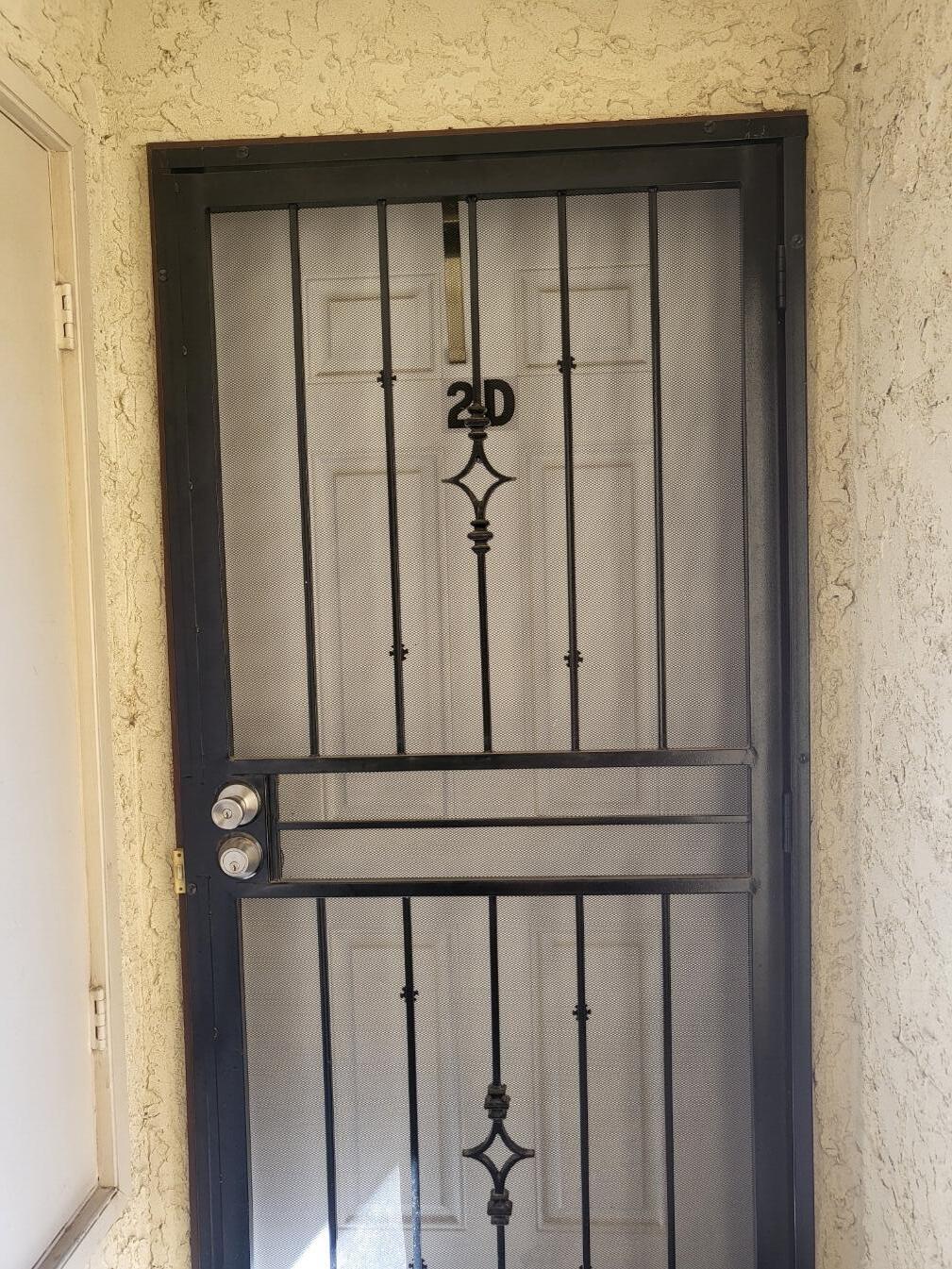 831 Country Club Drive SE APT 2D 