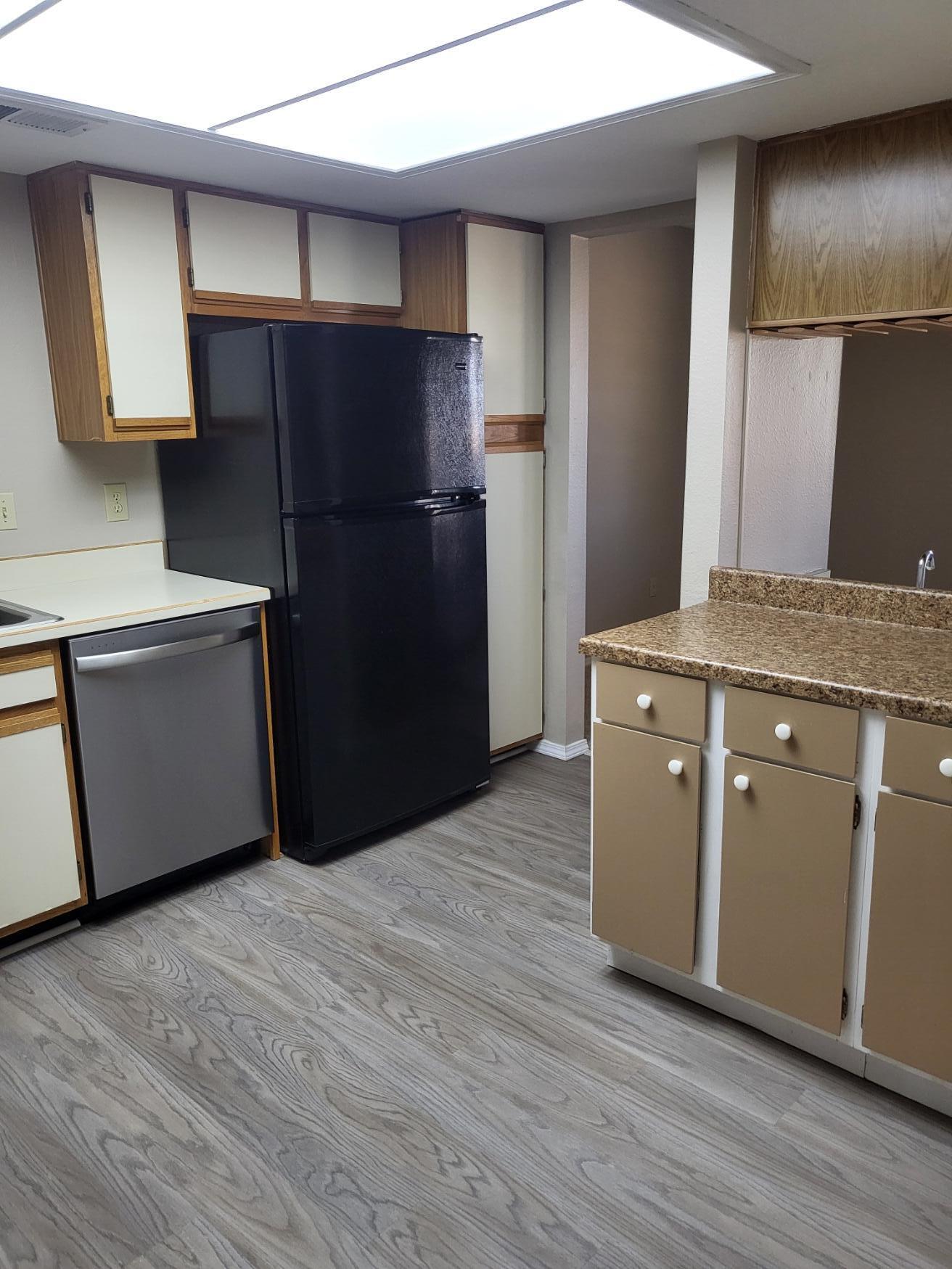 831 Country Club Drive SE APT 2D 