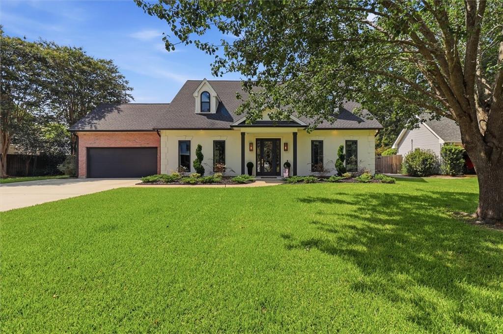 2nd image of 1229 Bluewater Dr, Mandeville, LA 70448 | MLS# 2569473