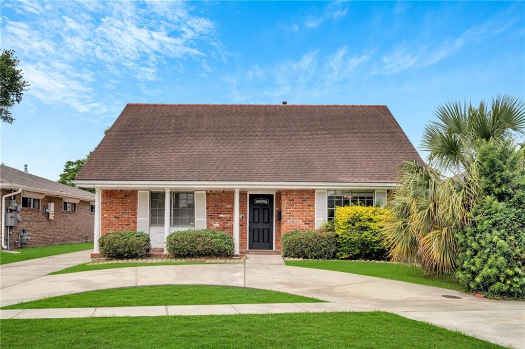 Single family home for sale at 3616 Lake Villa Dr, Metairie, LA 70002 | MLS# 2569477