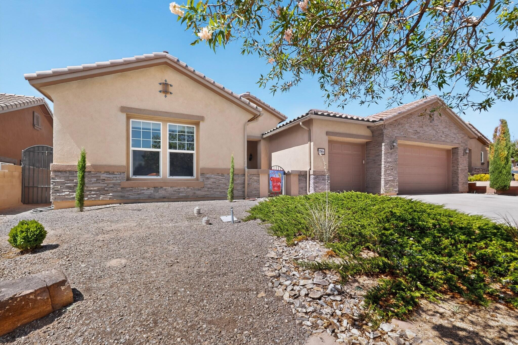 3708 Tierra Vista Place NE 