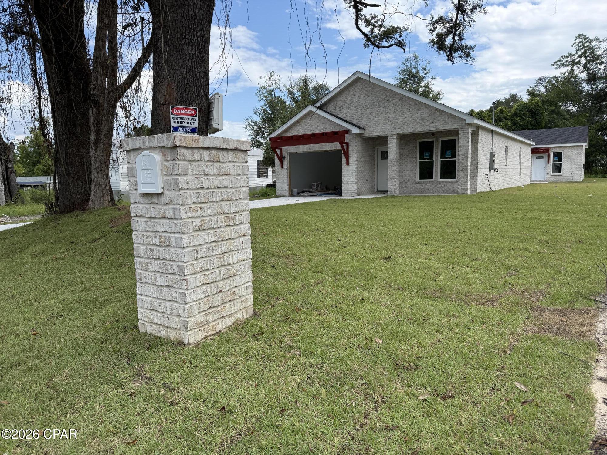 Photo 3 of Single family home for sale at 128 Central Ave, Panama City, FL 32401 | MLS# 793246 | Listing updated on 2026-09-18