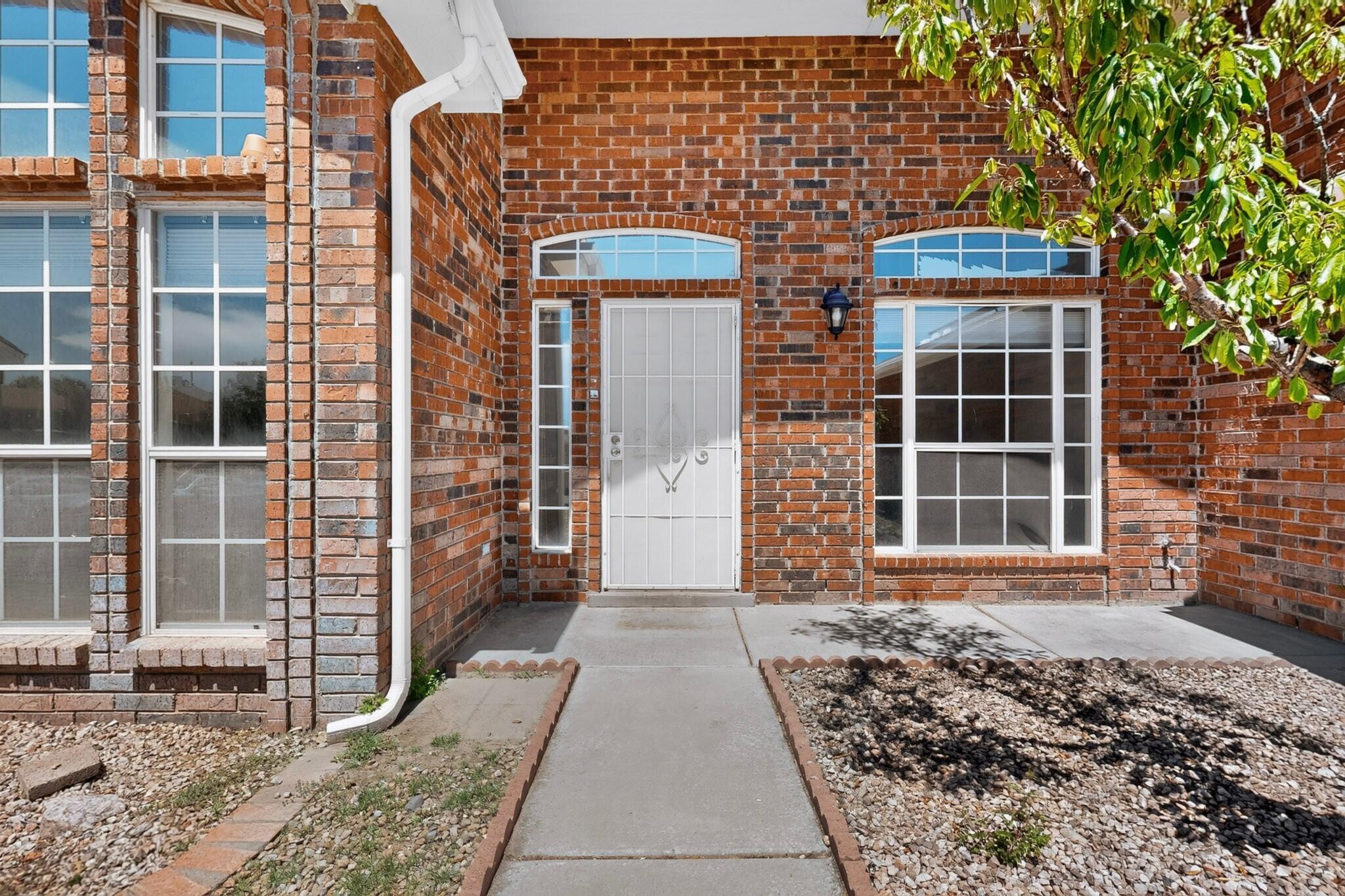 5th image of 9309 Holm Bursun Dr Nw, Albuquerque, NM 87114 | MLS# 1108106