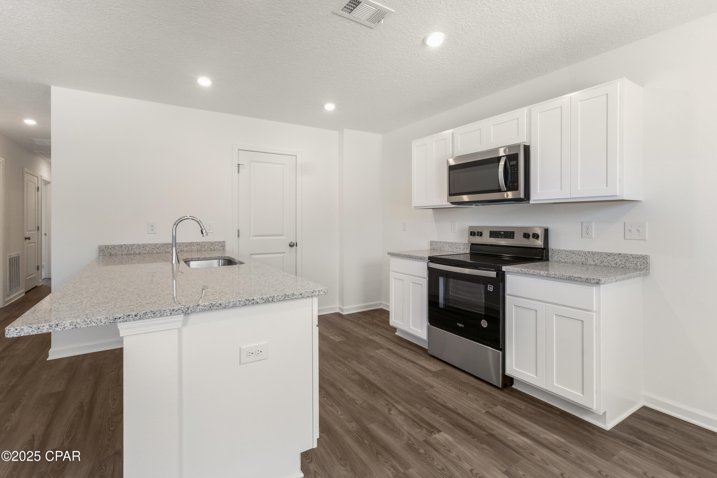3rd image of 4138 Flint Ave, Chipley, FL 32428 | MLS# 793271