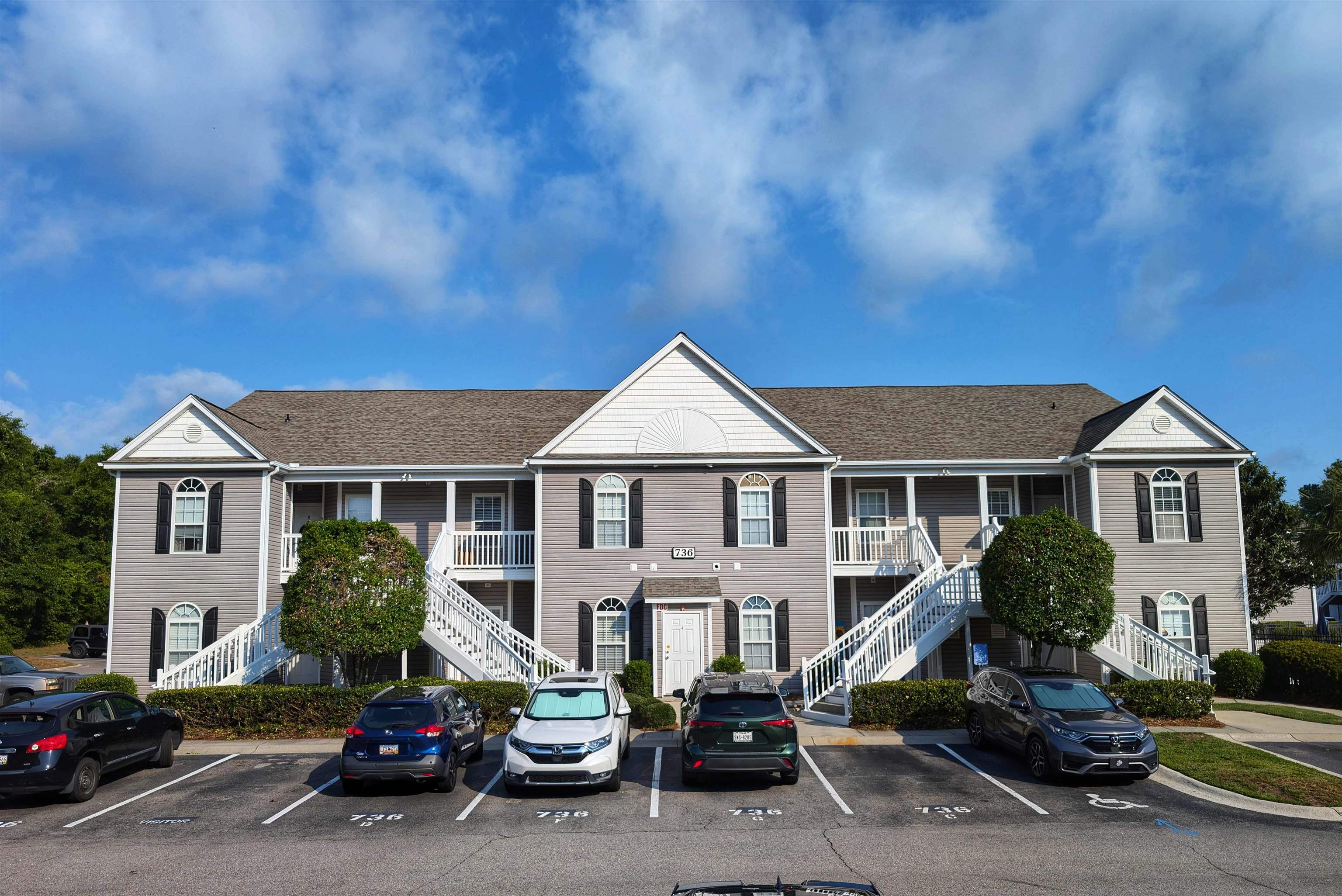 736 Algonquin Dr.