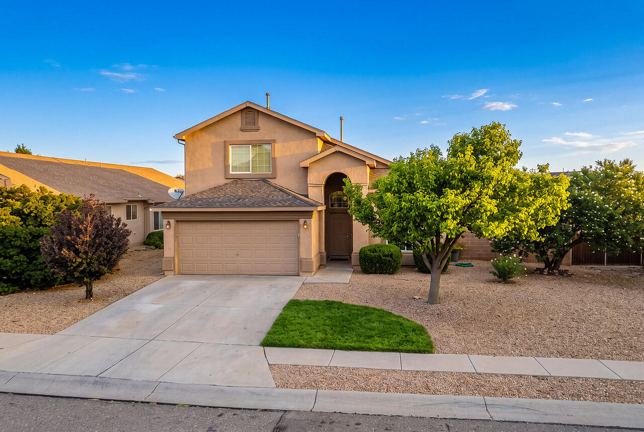 620 Rain Lily Road SW, Los Lunas