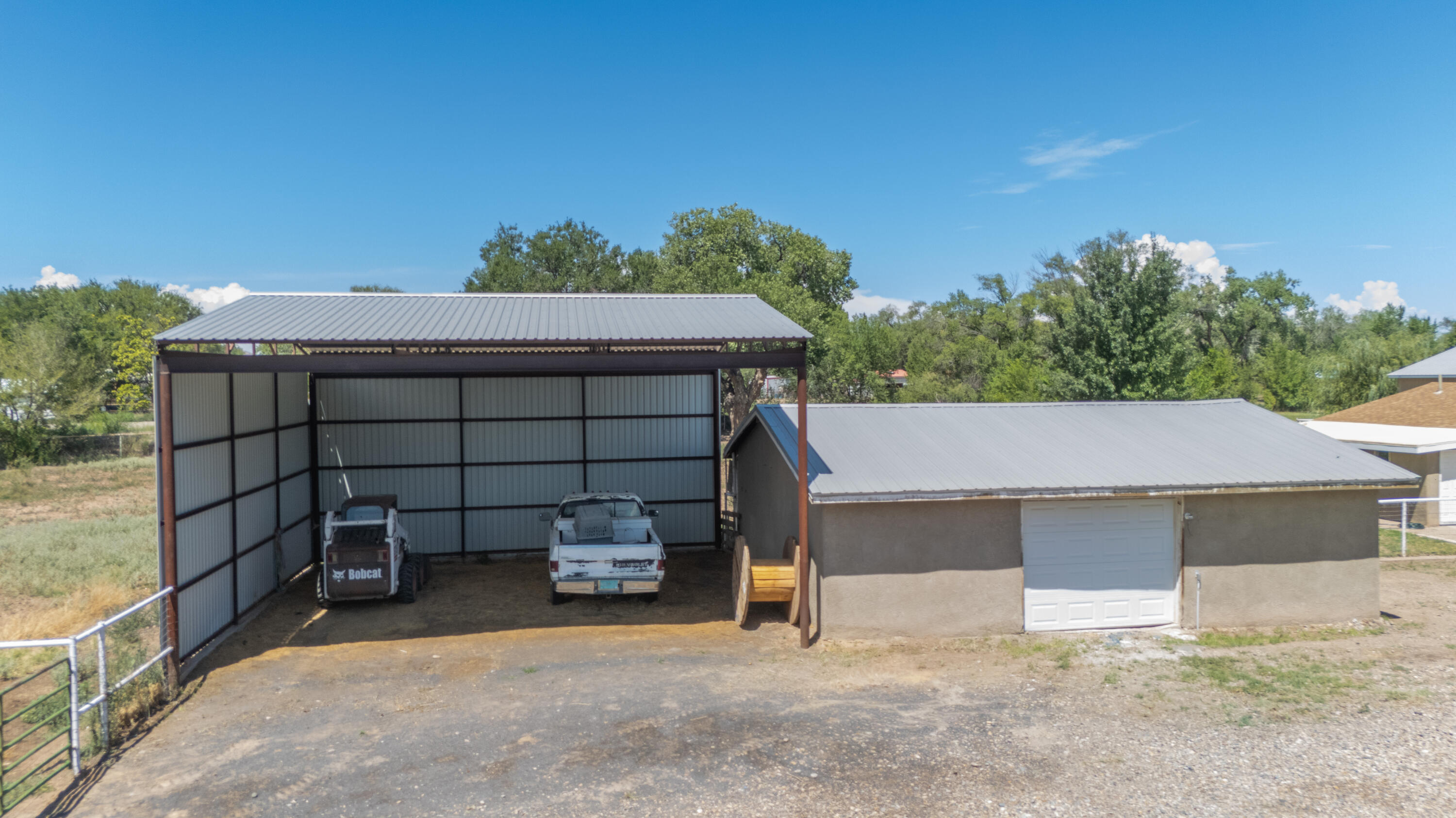 86 Molina Road 