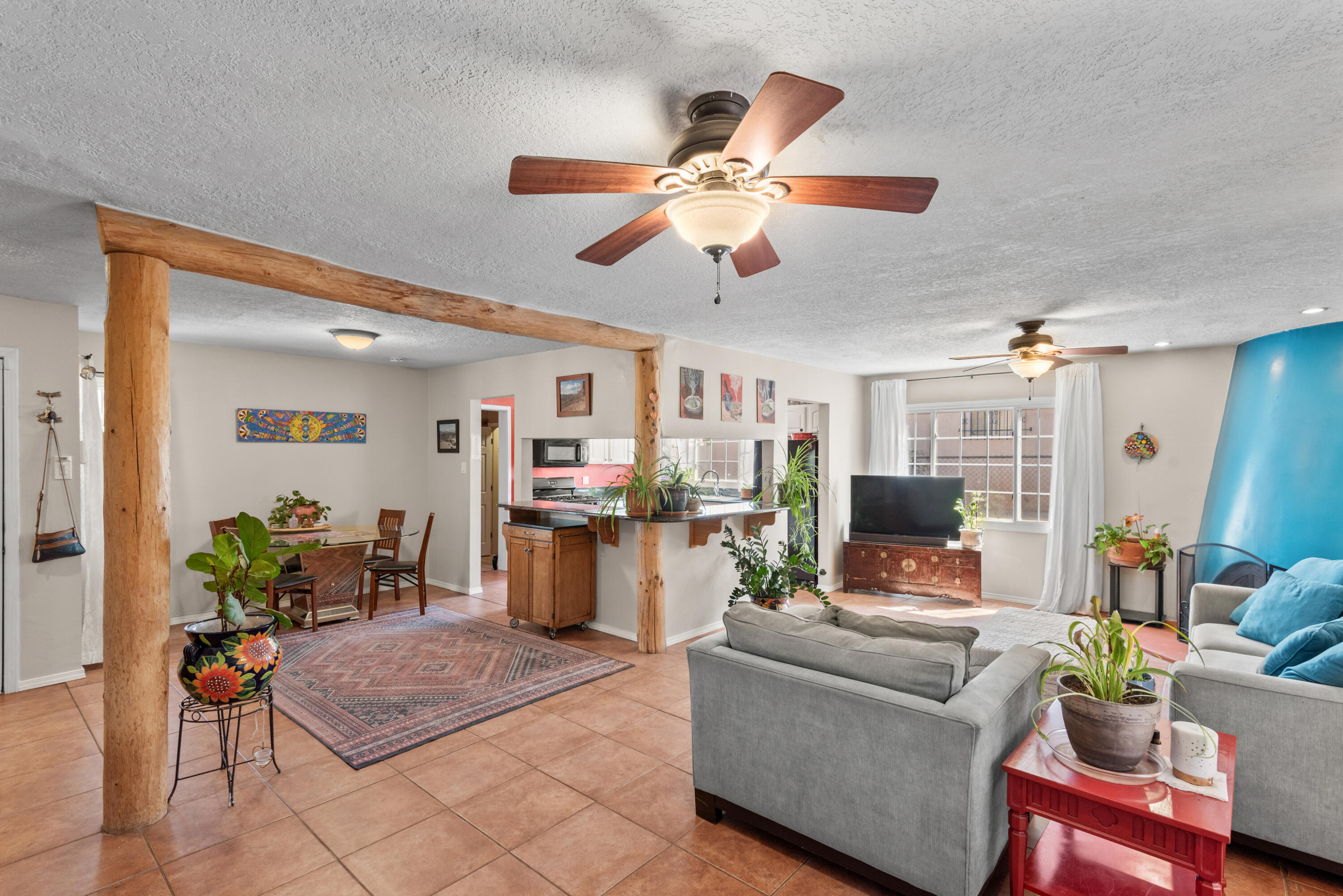 10502 SNOWHEIGHTS BOULEVARD NE, ALBUQUERQUE, NM 87112  Photo 2