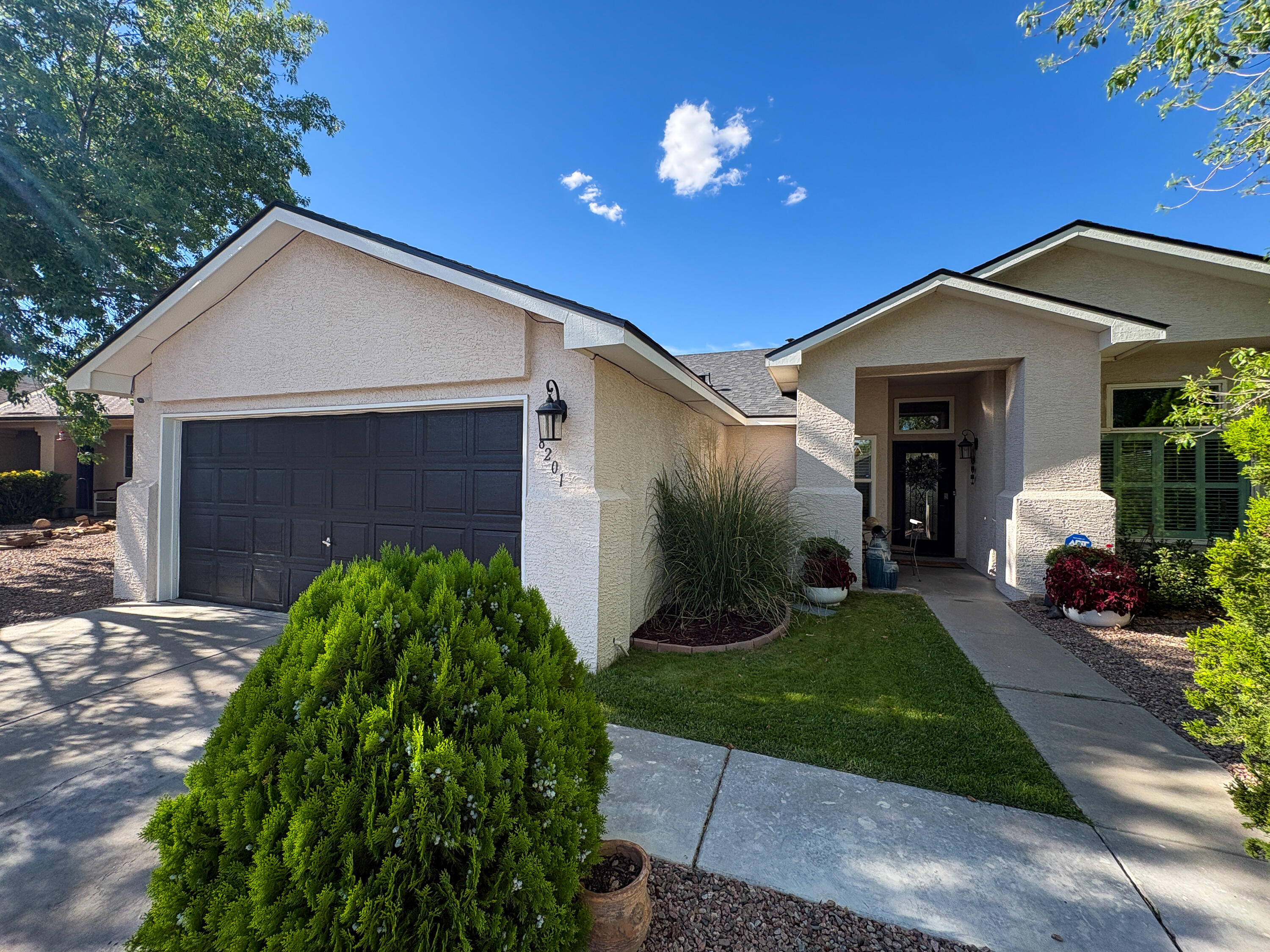 8201 Summerfield Court, Albuquerque NM 87121