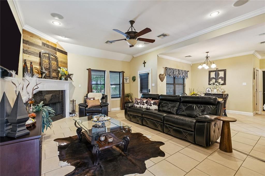 Photo 4 of Single family home for sale at 8805 Belle Grv Pl, River Ridge, LA 70123 | MLS# 2569935 | Listing updated on 2026-09-15