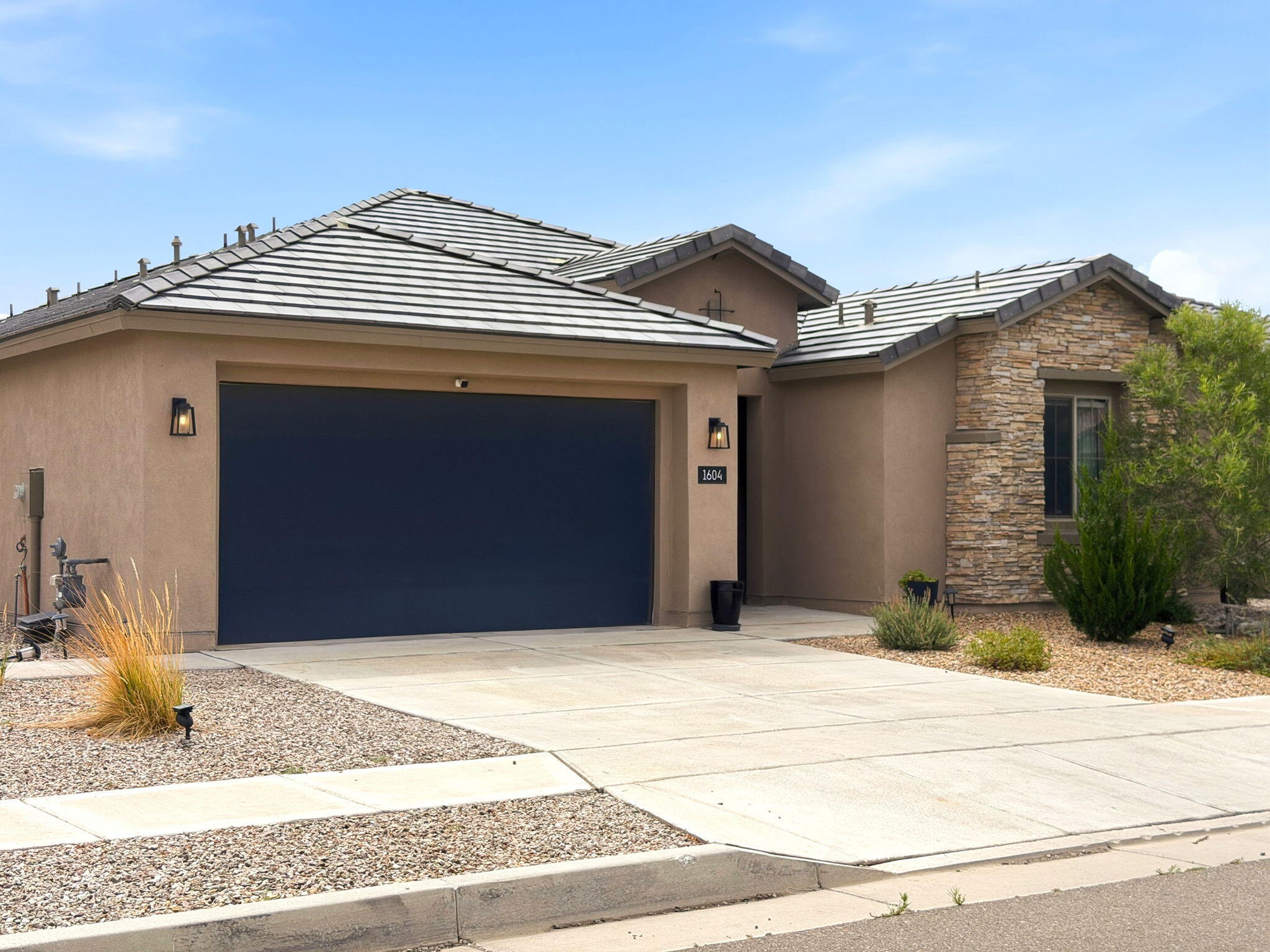 1604 Beaver Mountain Trail NW 