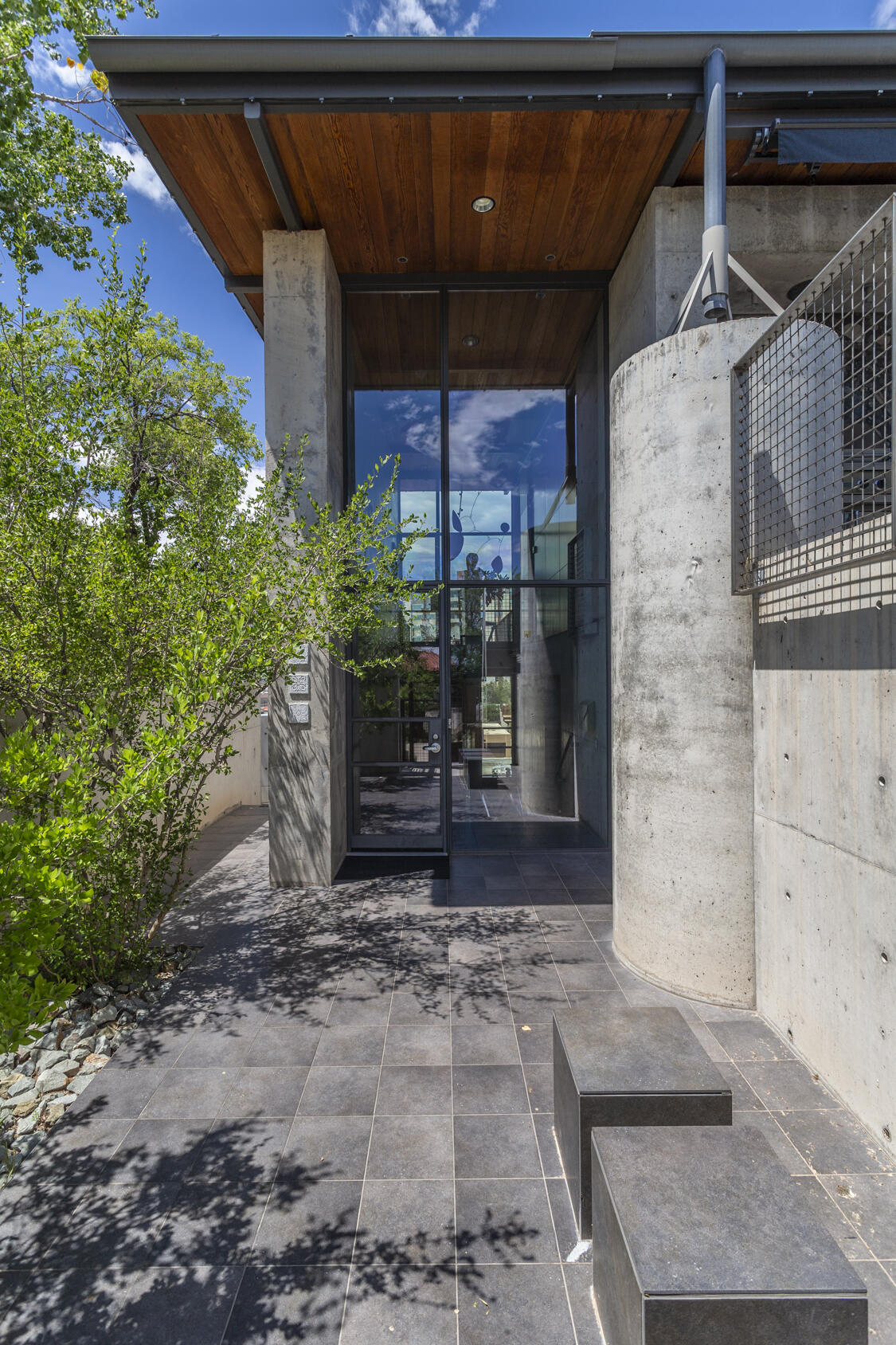 1105 Marquette Place NE 