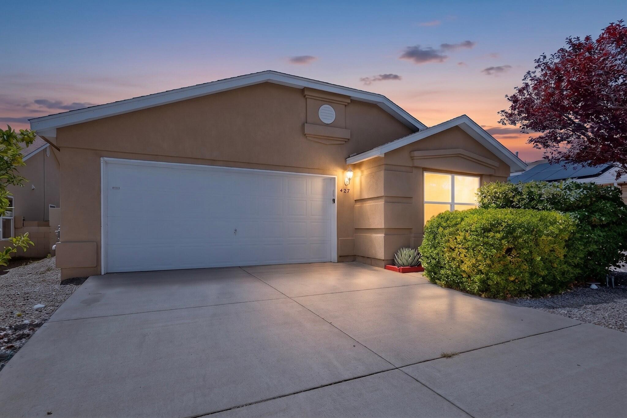 427 DESCHUTES Street SE, Albuquerque