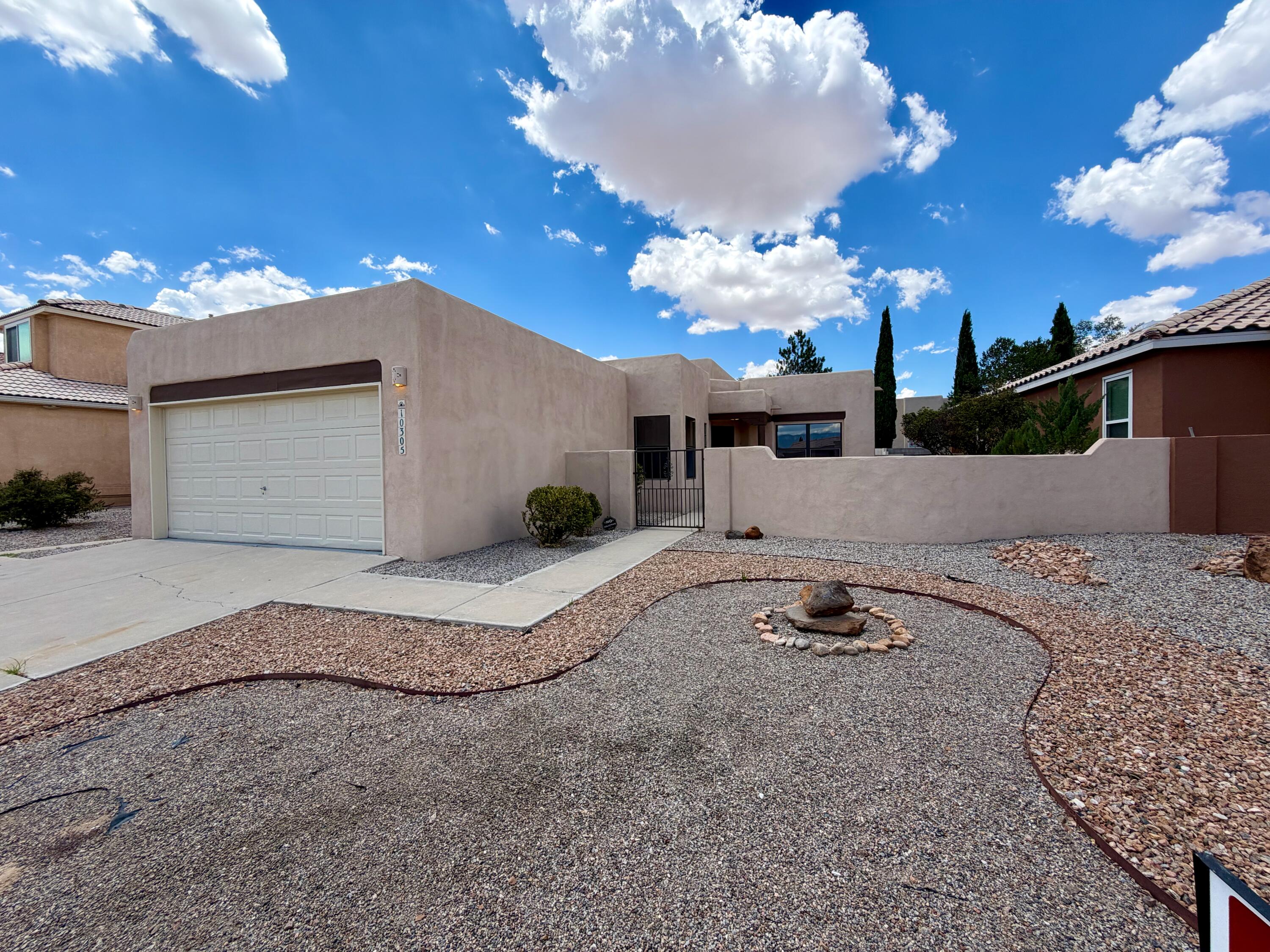 10305 Arroyo Crest Drive, Albuquerque NM 87114