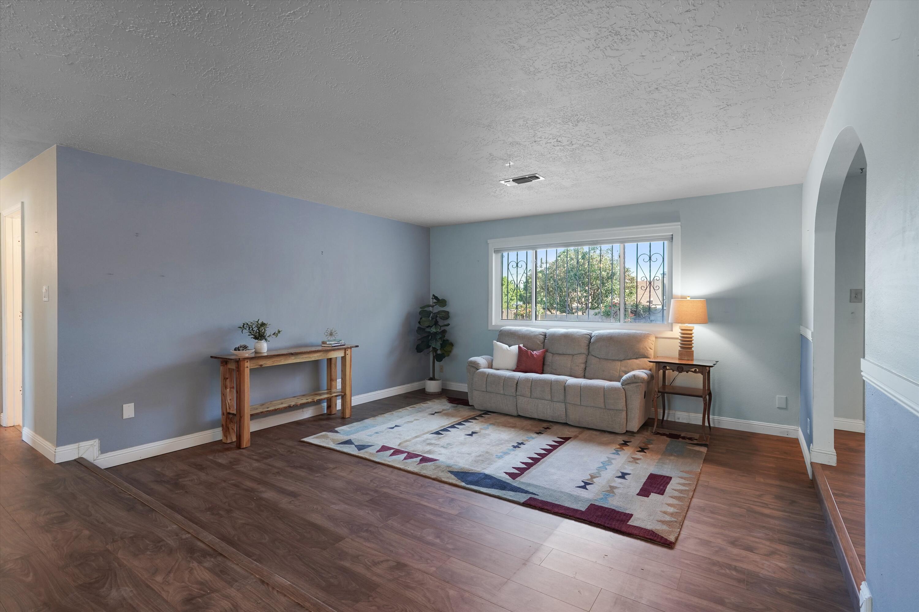 4th image of 6901 Gisele Dr Ne, Albuquerque, NM 87109 | MLS# 1108254