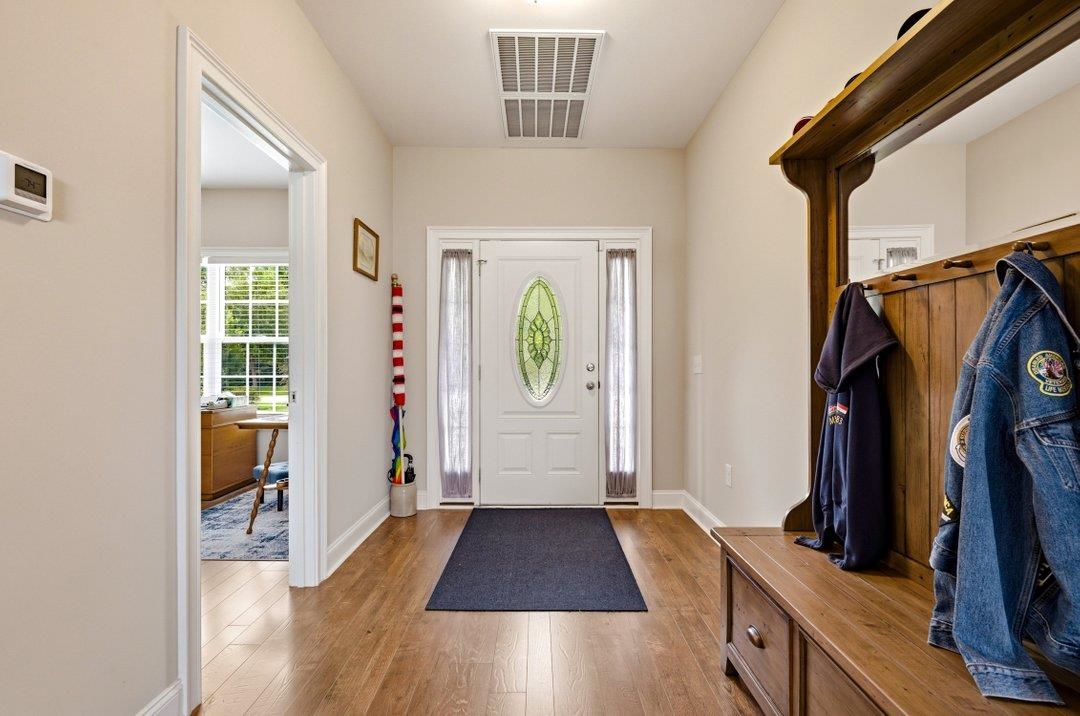2618983 | Photo 2