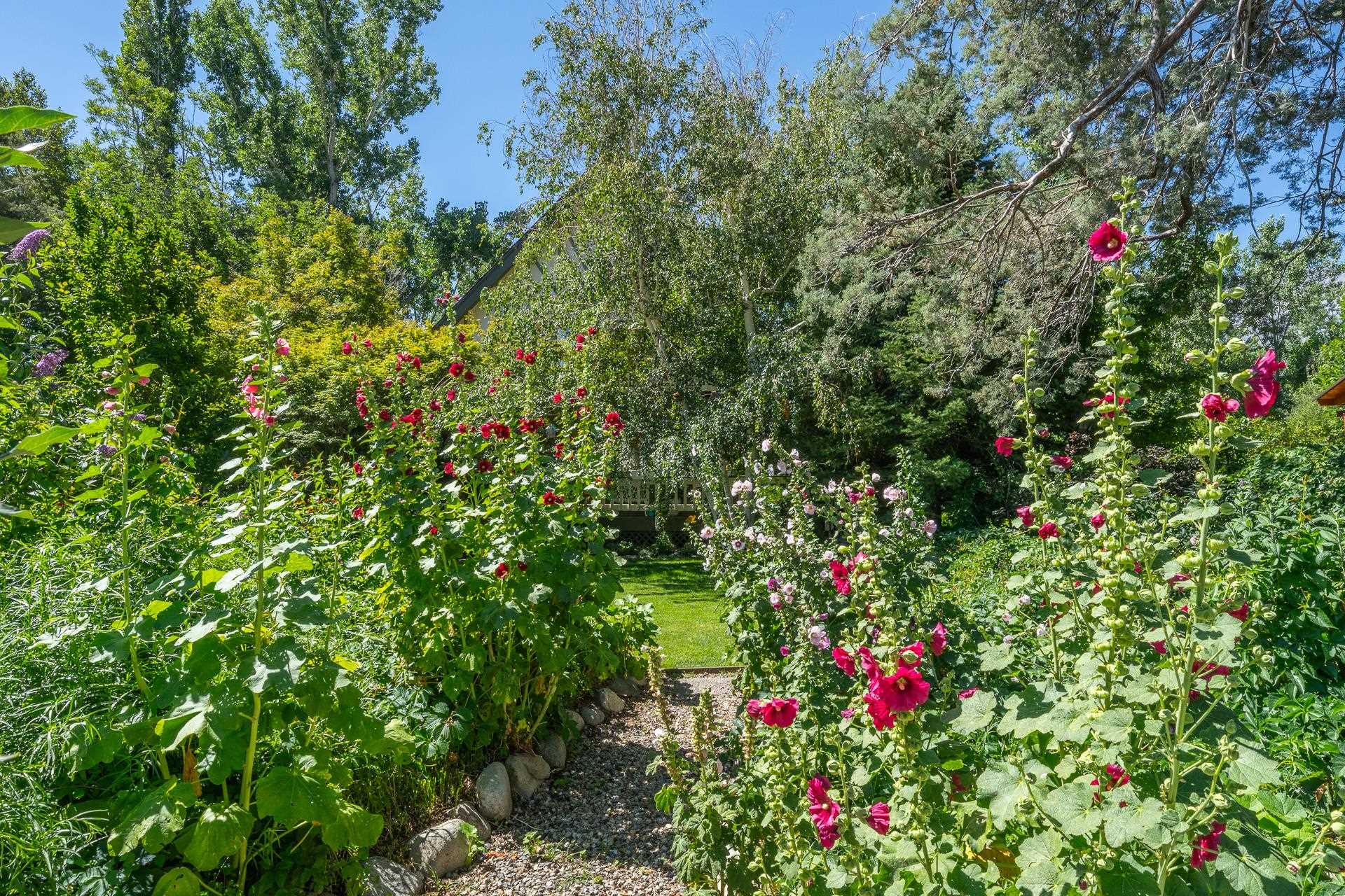 Property Photo 44
