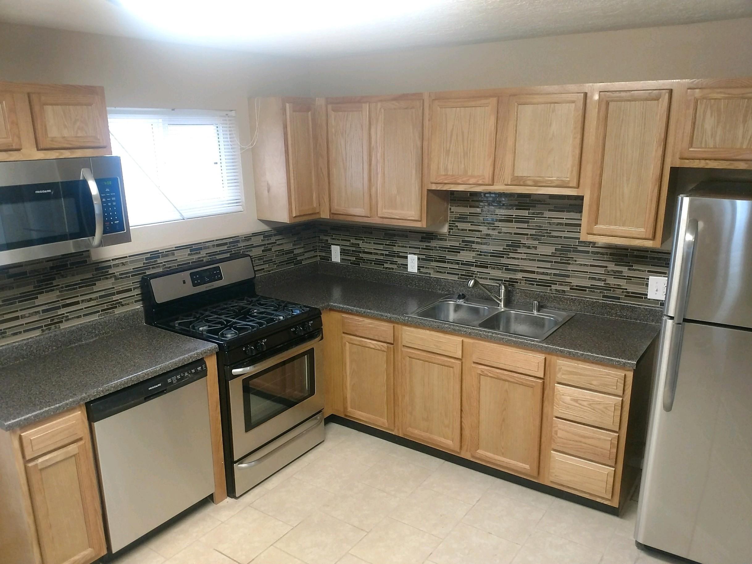 9036 Cordova Avenue NE 