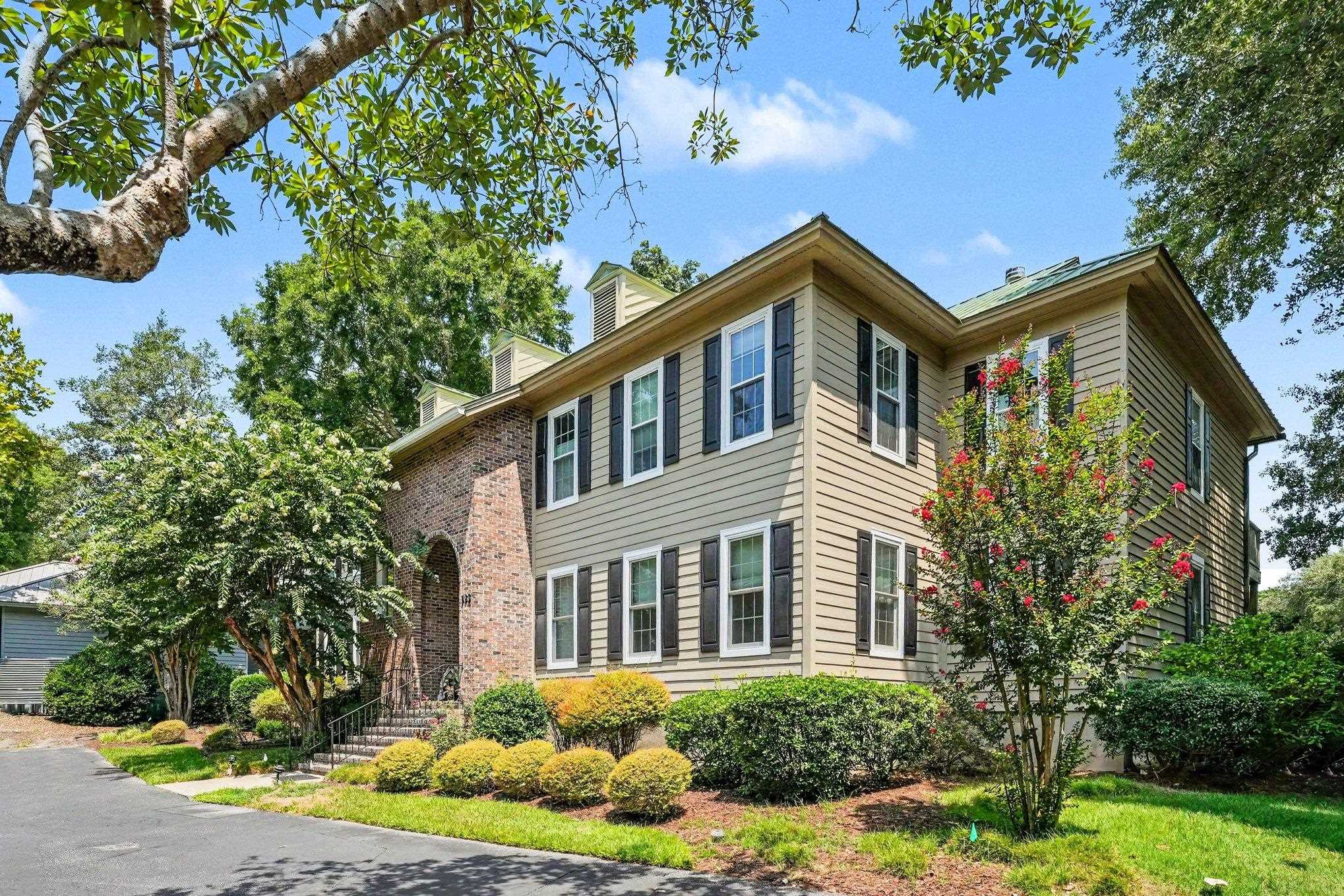 333 Golden Bear Dr. 