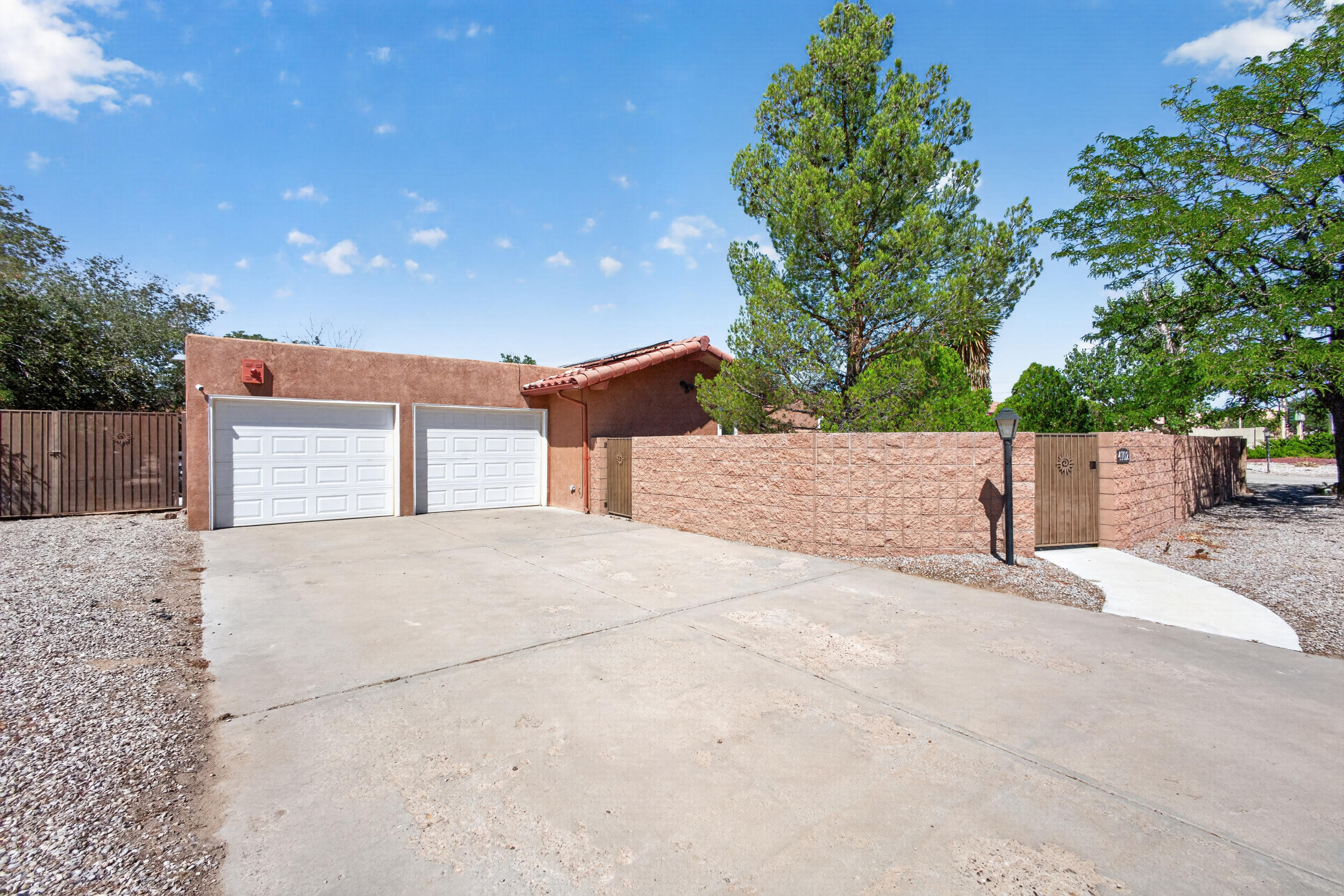 1st image of 4102 Leon Grande Ave Se, Rio Rancho, NM 87124 | MLS# 1108290