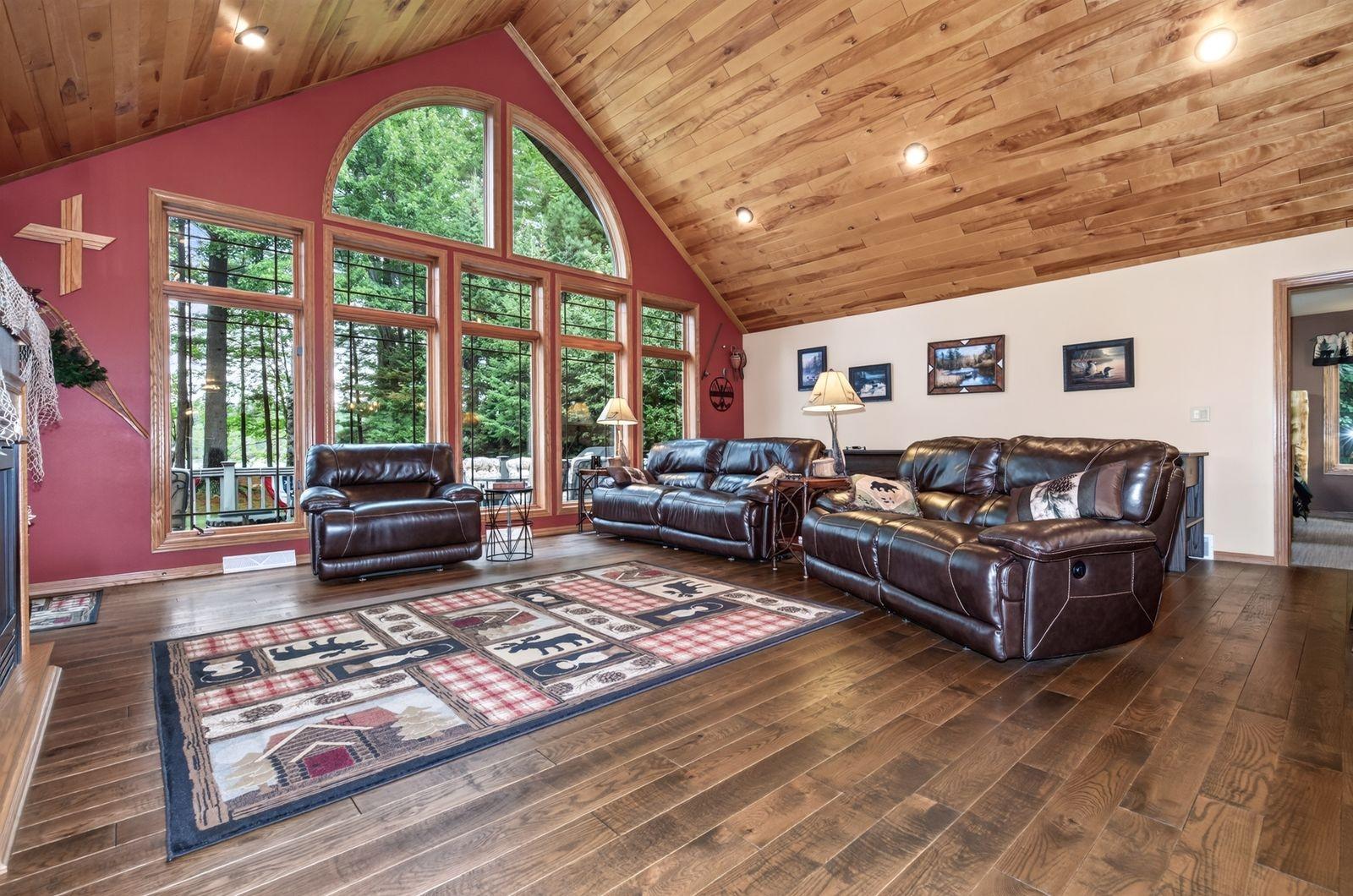 Lake Creek Property 4153 Pine Point Dr Photo 8