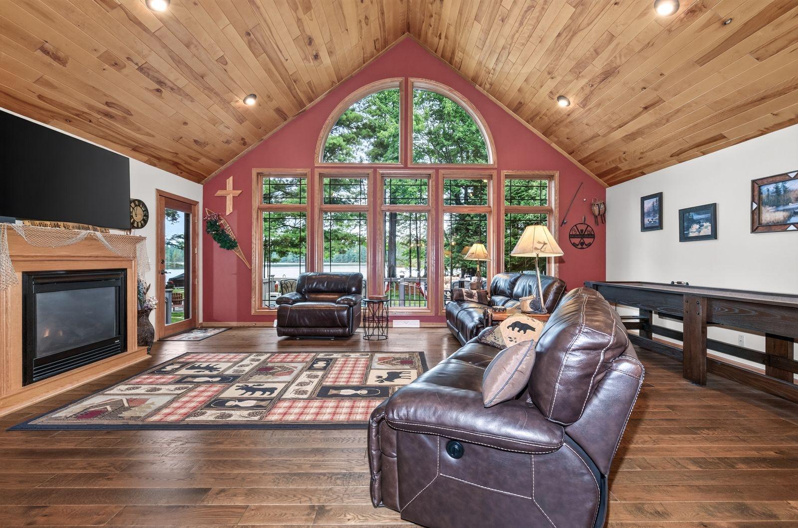 Lake Creek Property 4153 Pine Point Dr Photo 9