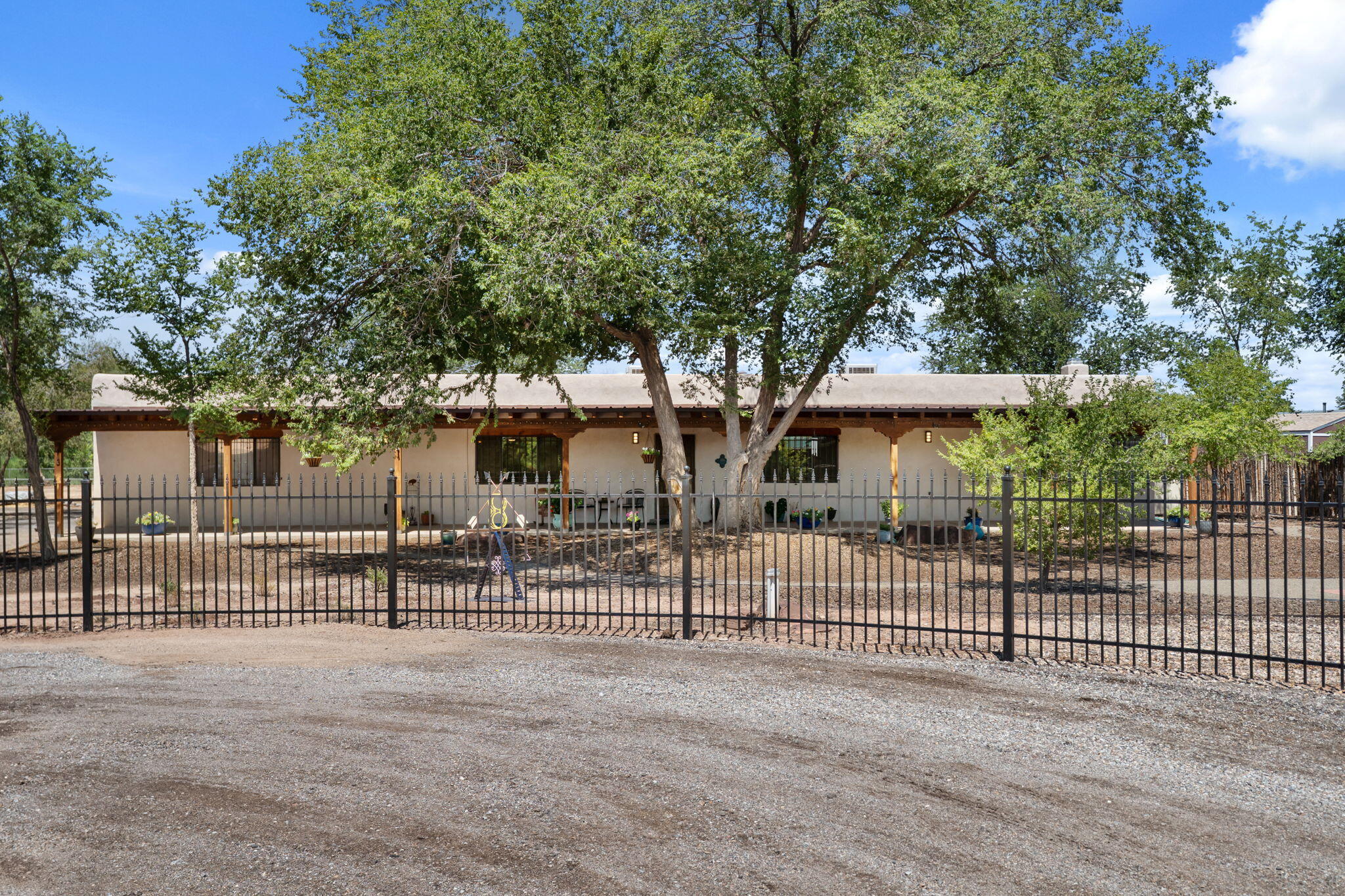 4th image of 13 Vista De Las Cruces Rd, Los Lunas, NM 87031 | MLS# 1108297