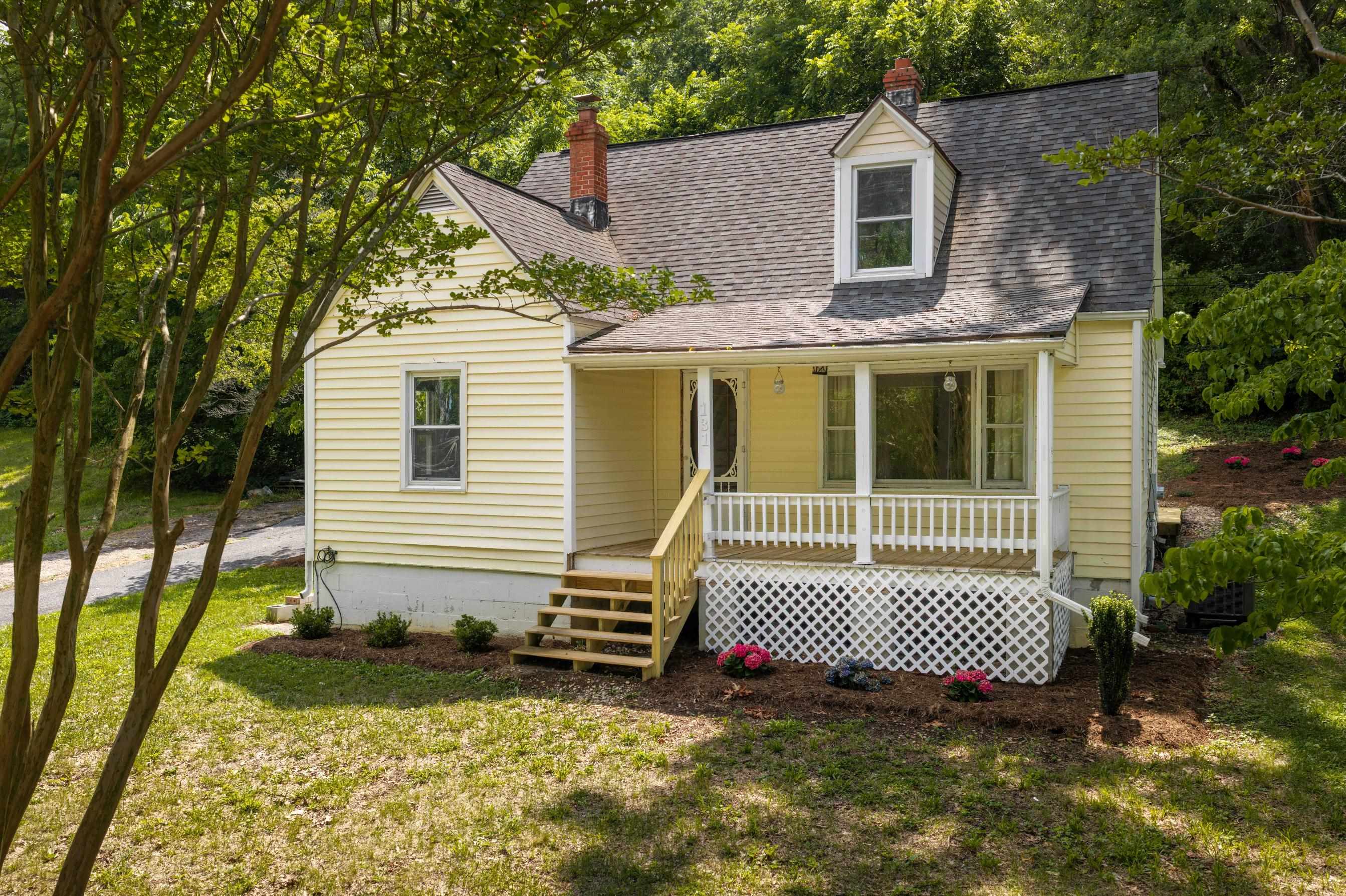 131 OLD HERMITAGE RD, Waynesboro, VA 22980
