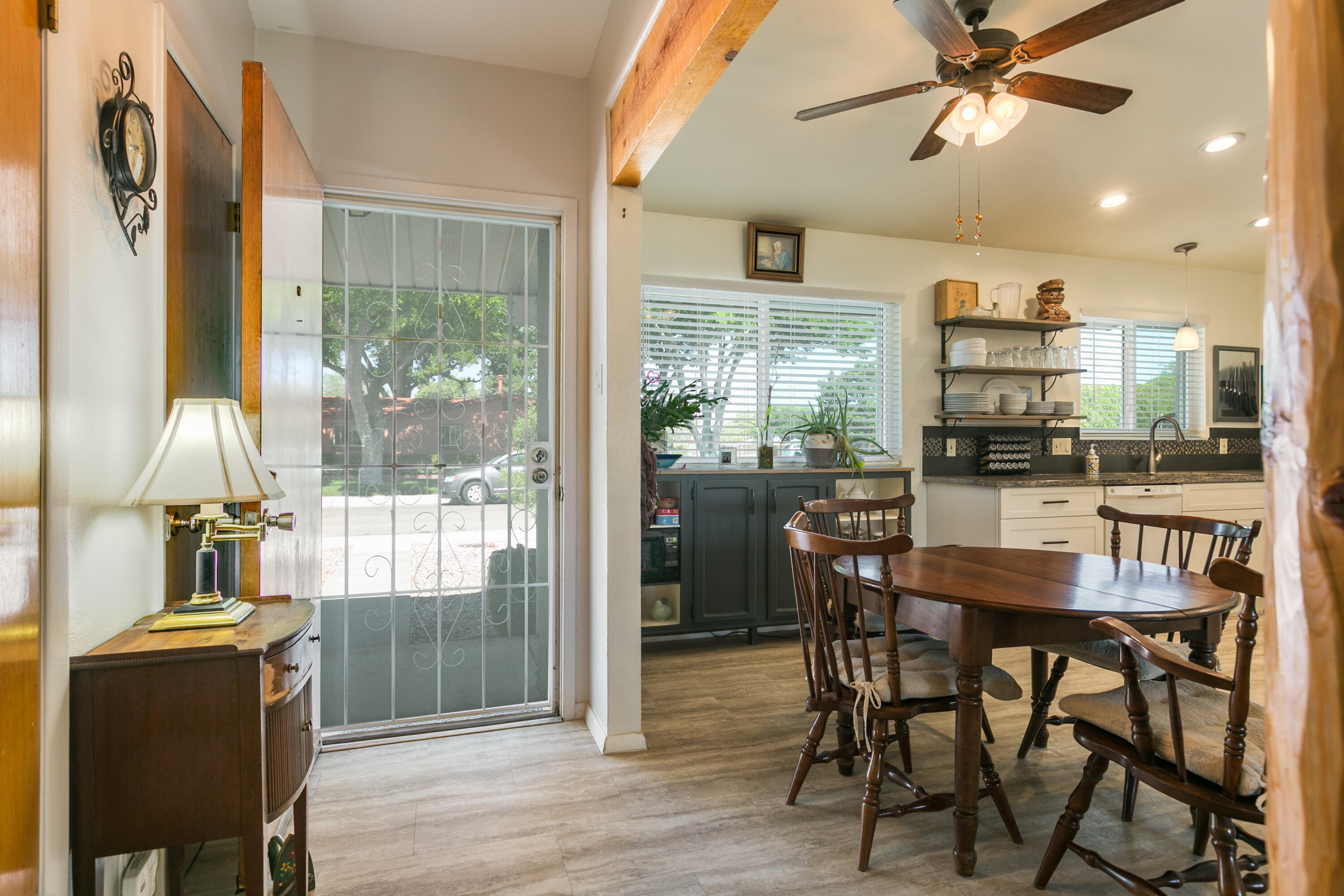 3rd image of 4128 Sunland Cir Nw, Albuquerque, NM 87107 | MLS# 1108311