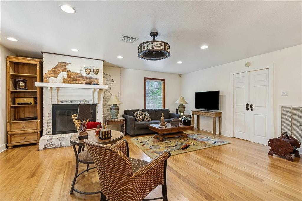 4th image of 600 Coffee Street Street, Mandeville, LA 70448 | MLS# 2570202