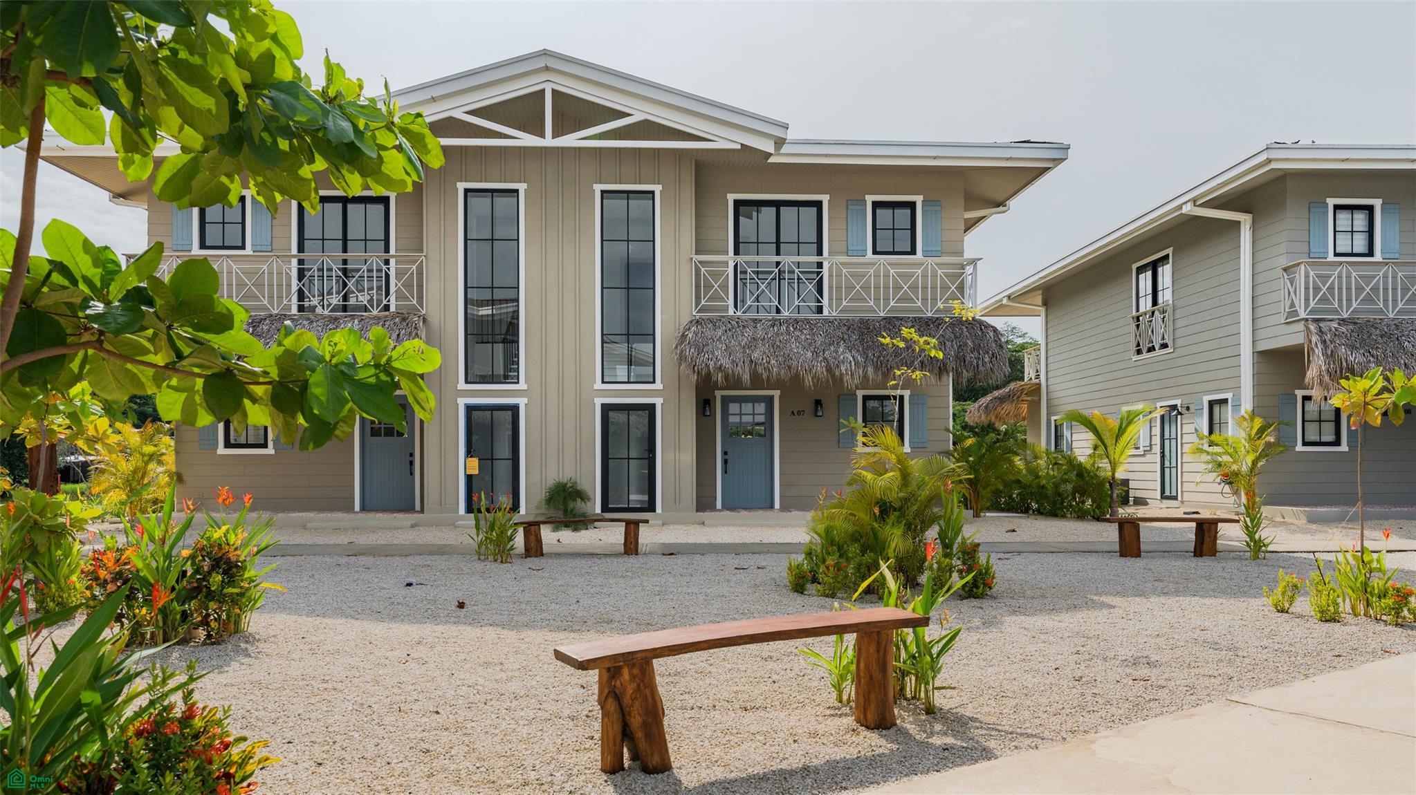 3 bed Single Family Homes For Sale in Puntarenas, Puntarenas - 1