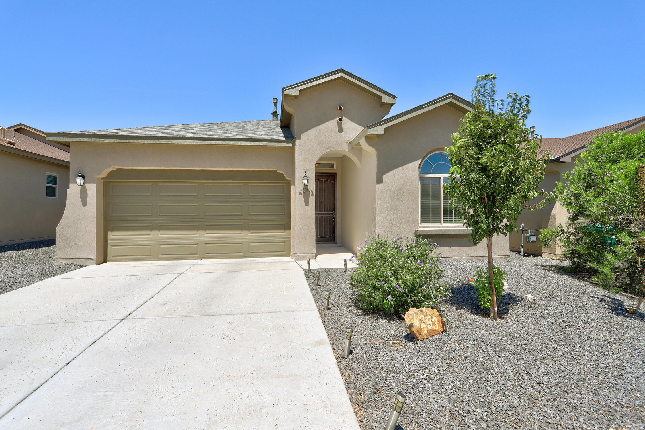 4293 Crowned Eagle Loop, Rio Rancho NM 87144
