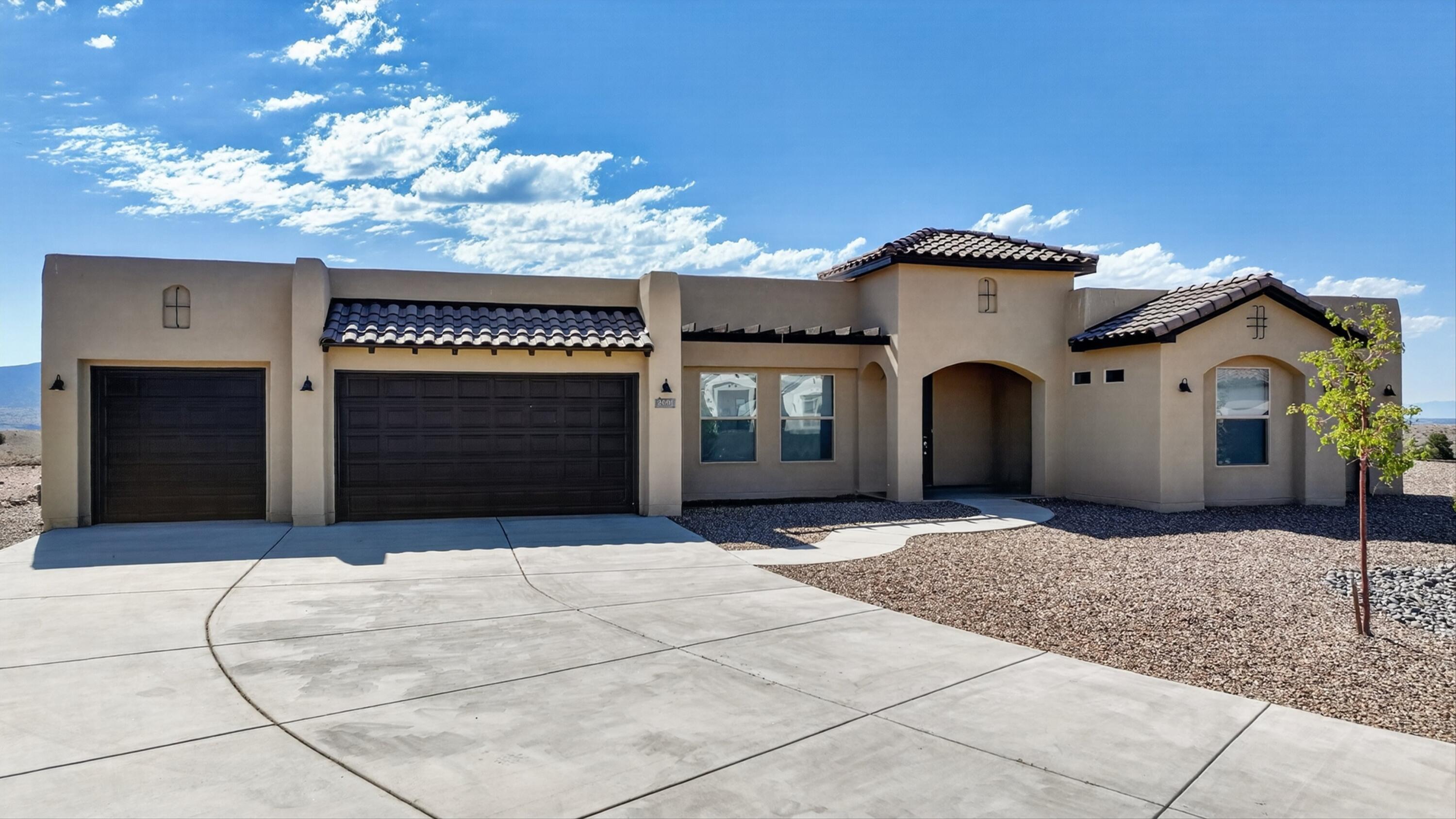 2601 Mansart Court NE 