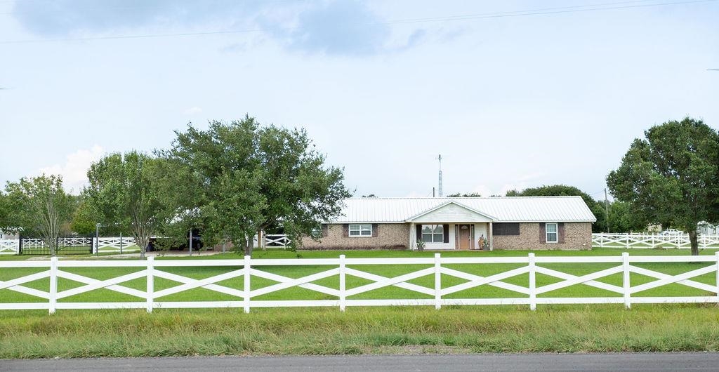 6104 Hwy 26