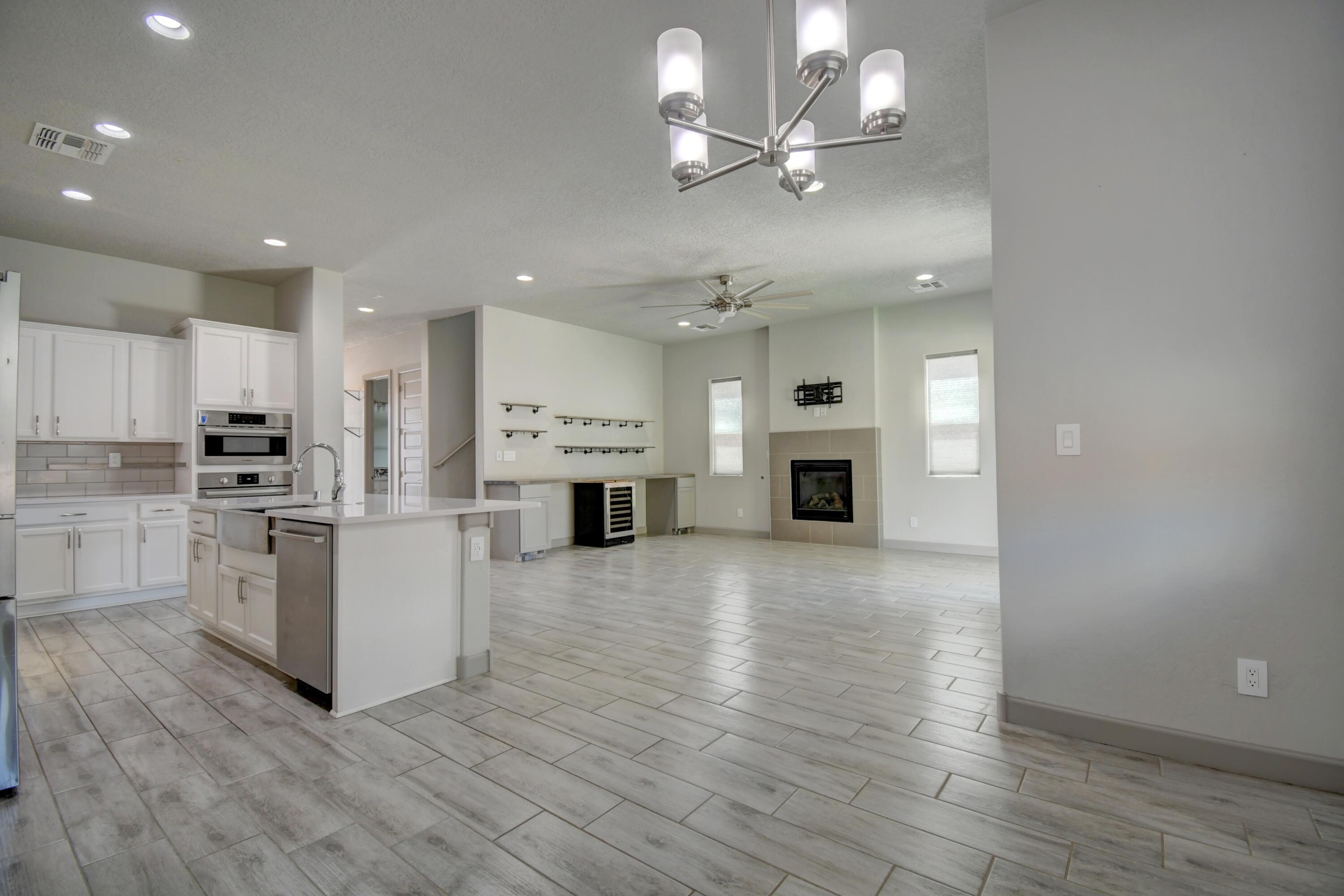2nd image of 2405 Lynn Rd Se, Rio Rancho, NM 87124 | MLS# 1108406