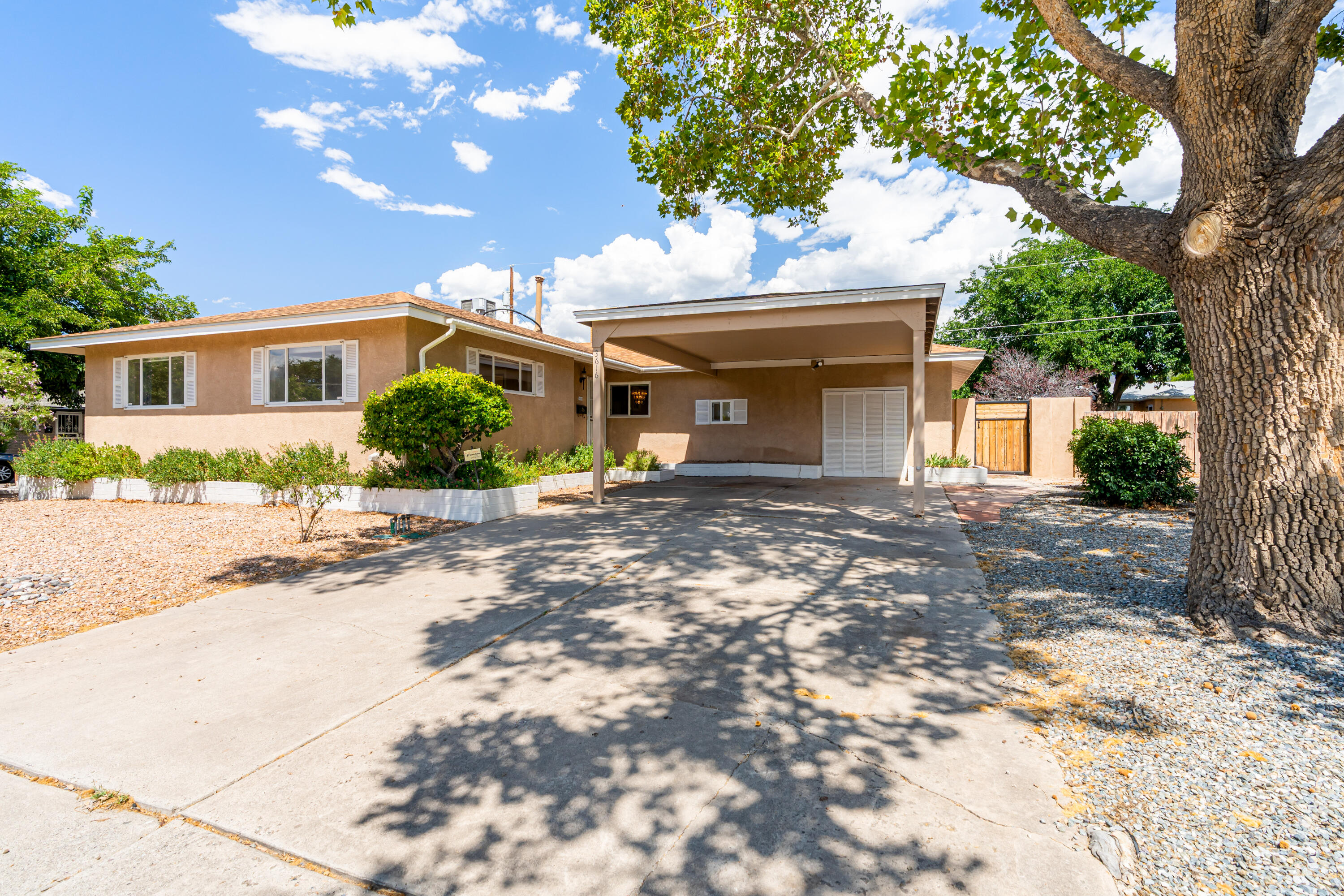 image of 3616 Florida St Ne, Albuquerque, NM 87110 | MLS# 1108398