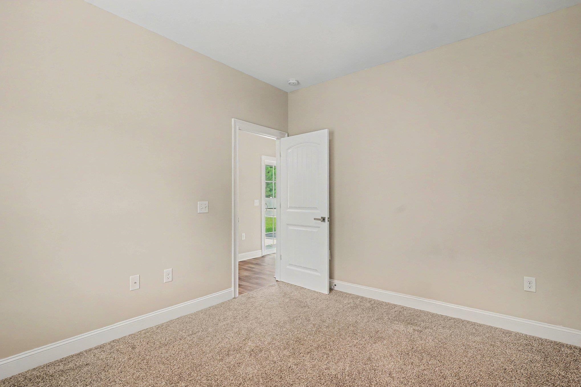2619132 | Photo 24