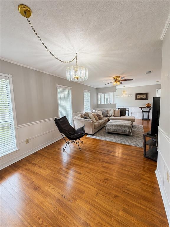 3rd image of 616 Wall Blvd, Gretna, LA 70056 | MLS# 2570696