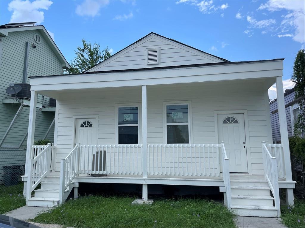 1st image of 1921 23 Toledano St, New Orleans, LA 70115 | MLS# 2570568