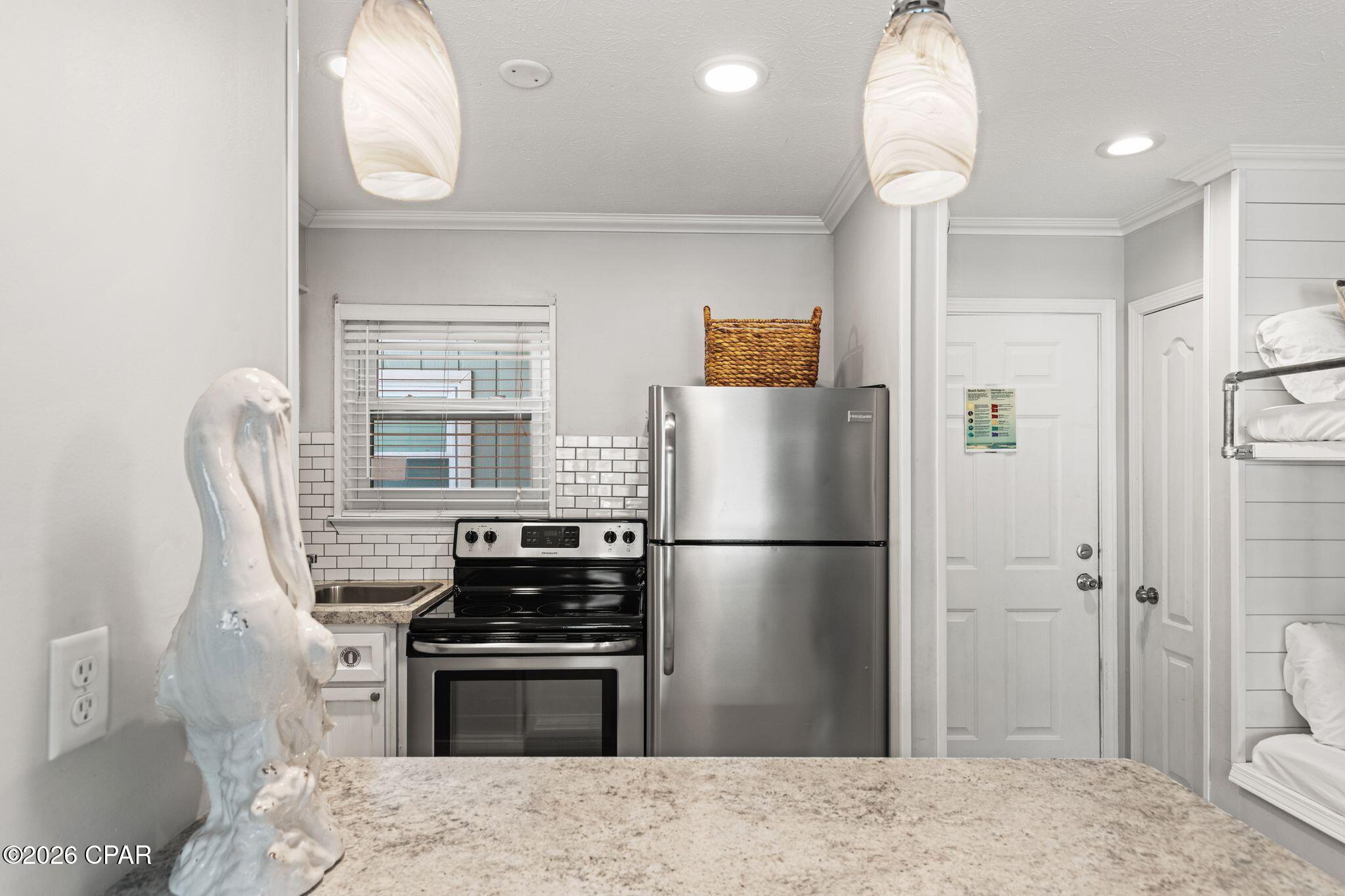 134 Damon Circle B, Panama City Beach, FL 32407 thumbnail, photo 6 of 51