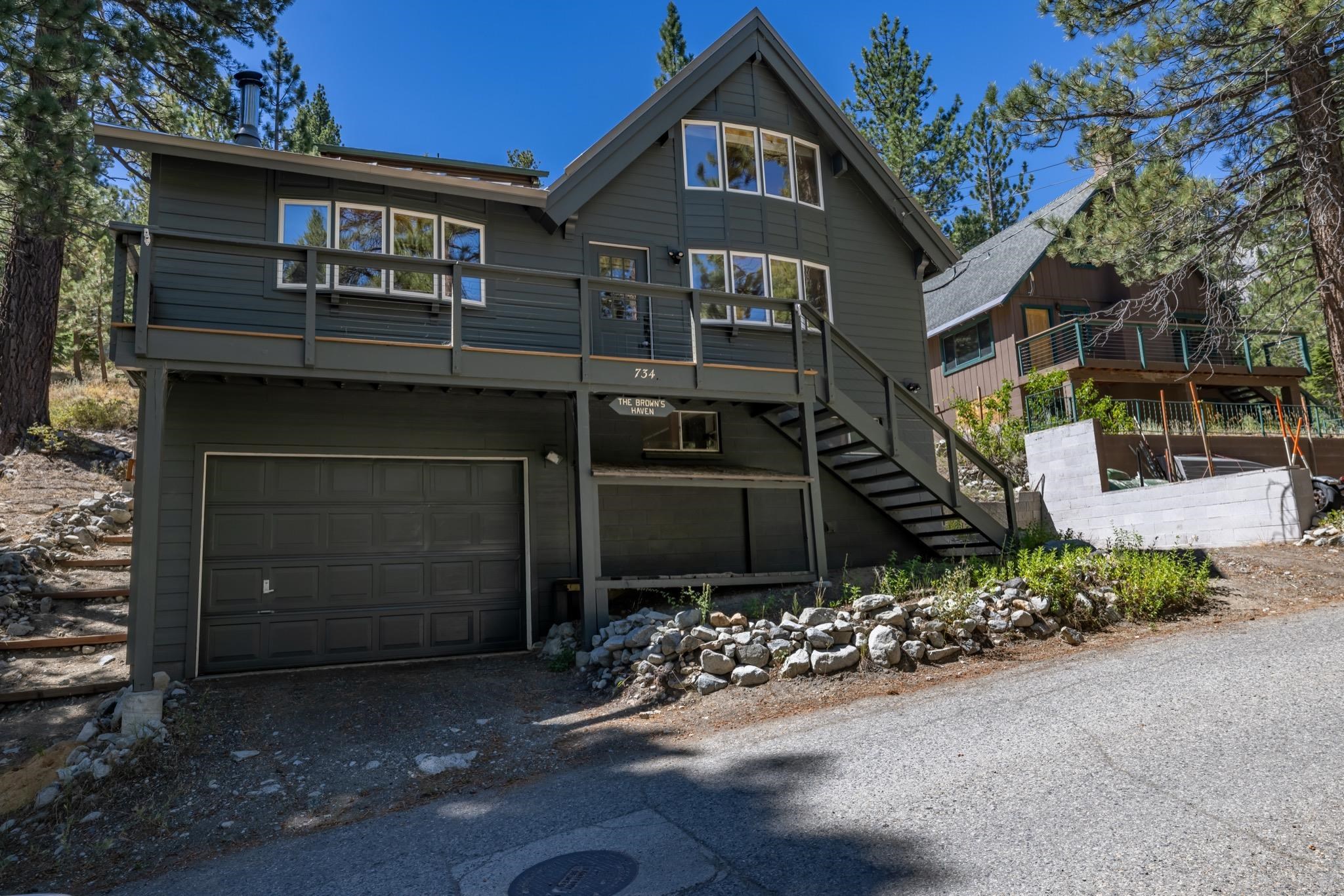 734 Palisades Drive