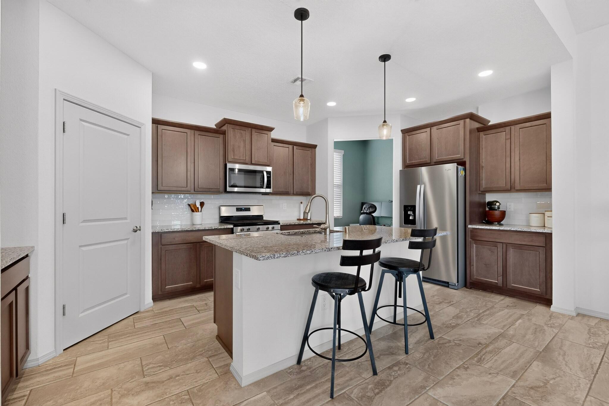 Photo 3 of Single family home for sale at 2425 Rothko Ave Se, Albuquerque, NM 87106 | MLS# 1108517 | Listing updated on 2026-10-15