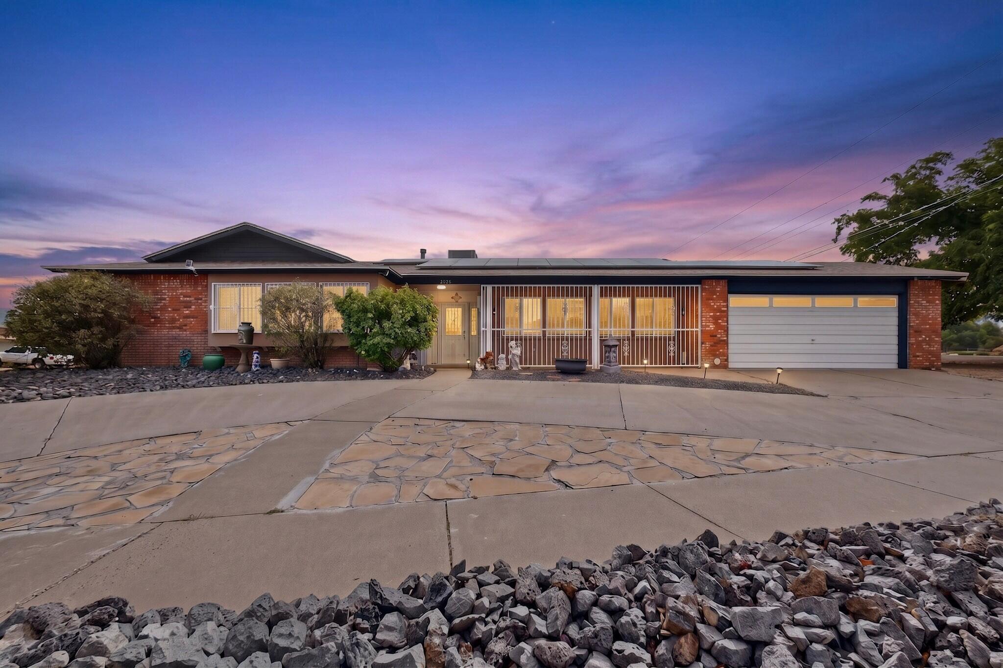 8903 Hannett Avenue NE, Albuquerque